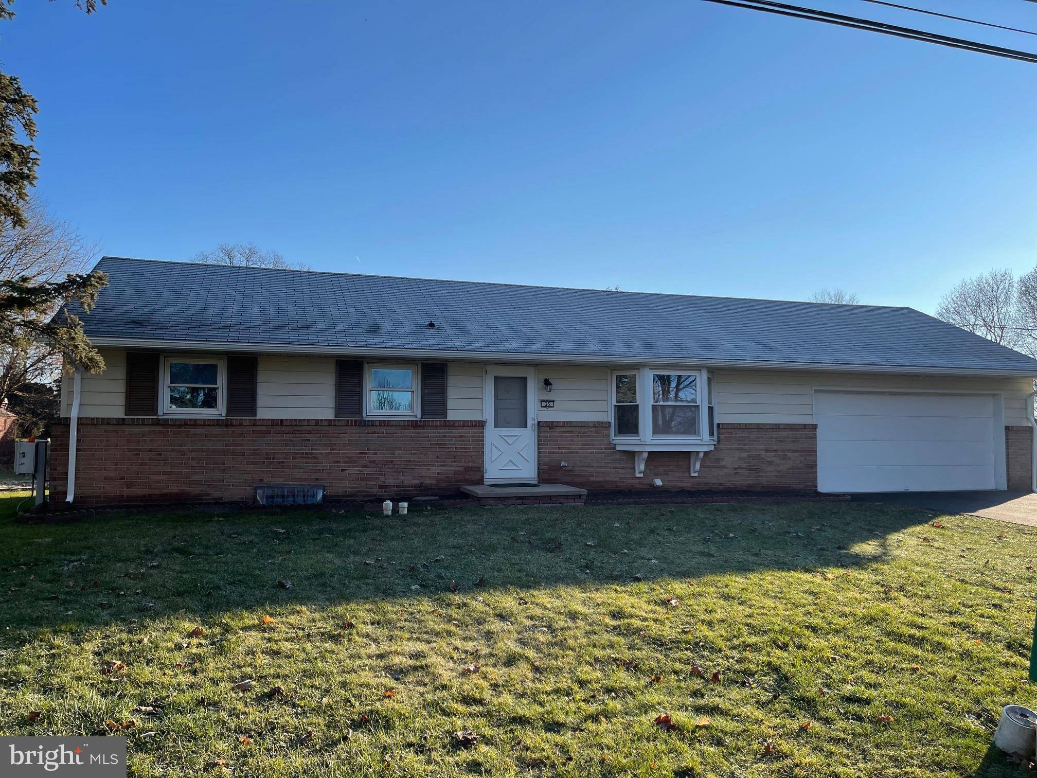 Leola, PA 17540,35 FARMLAND RD