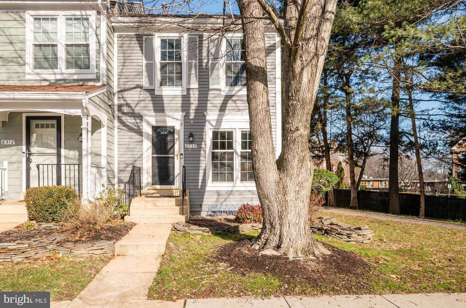 Alexandria, VA 22306,6310 CHIMNEY WOOD CT