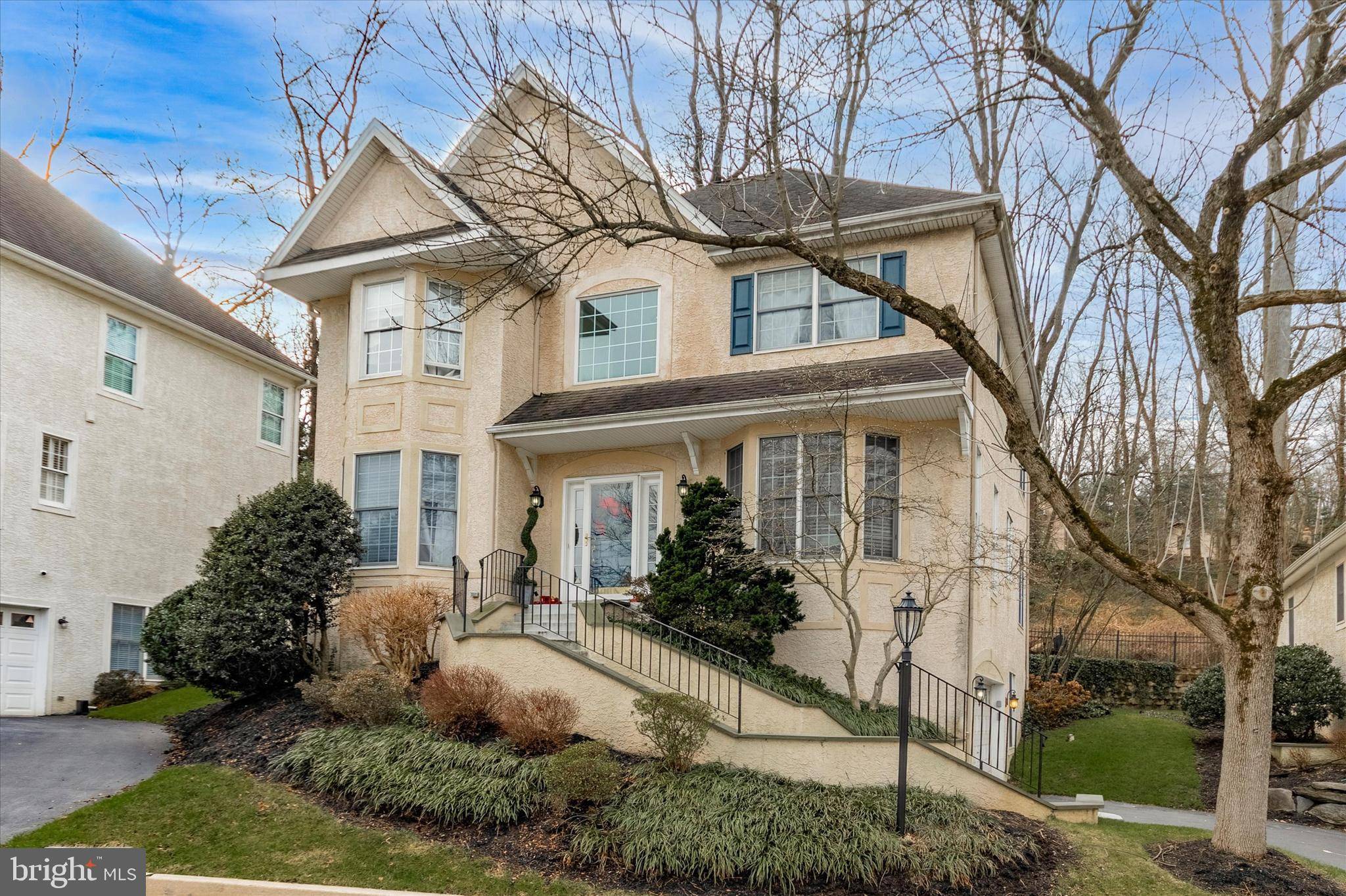 Conshohocken, PA 19428,409 MERION HILL LN