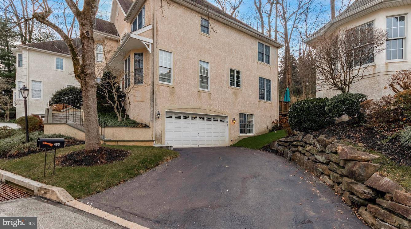 Conshohocken, PA 19428,409 MERION HILL LN