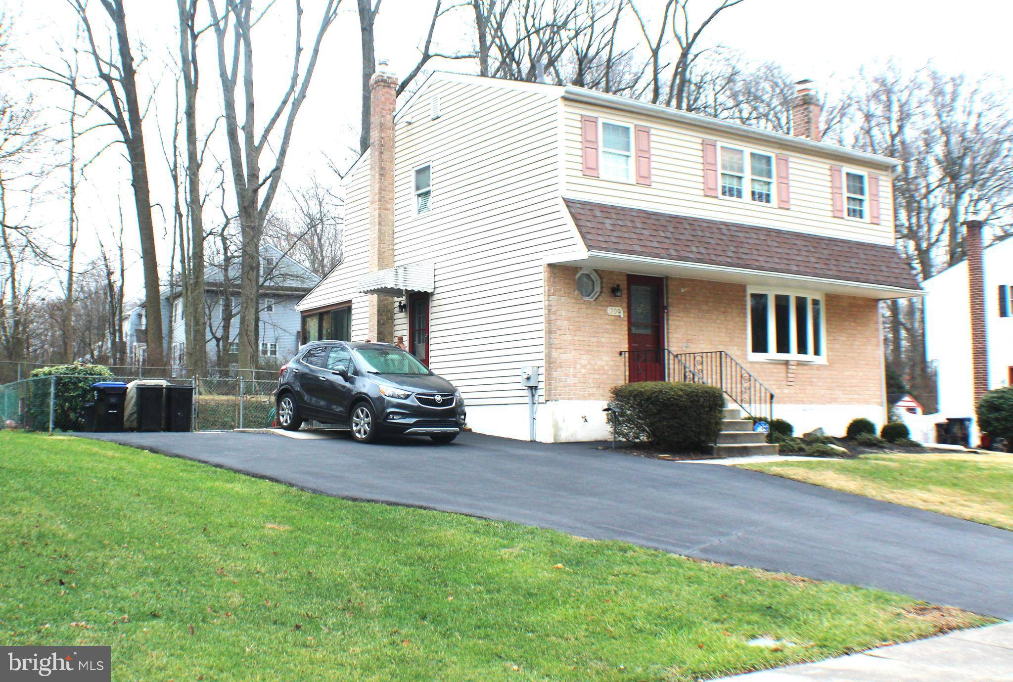 Aston, PA 19014,709 DUTTON ST