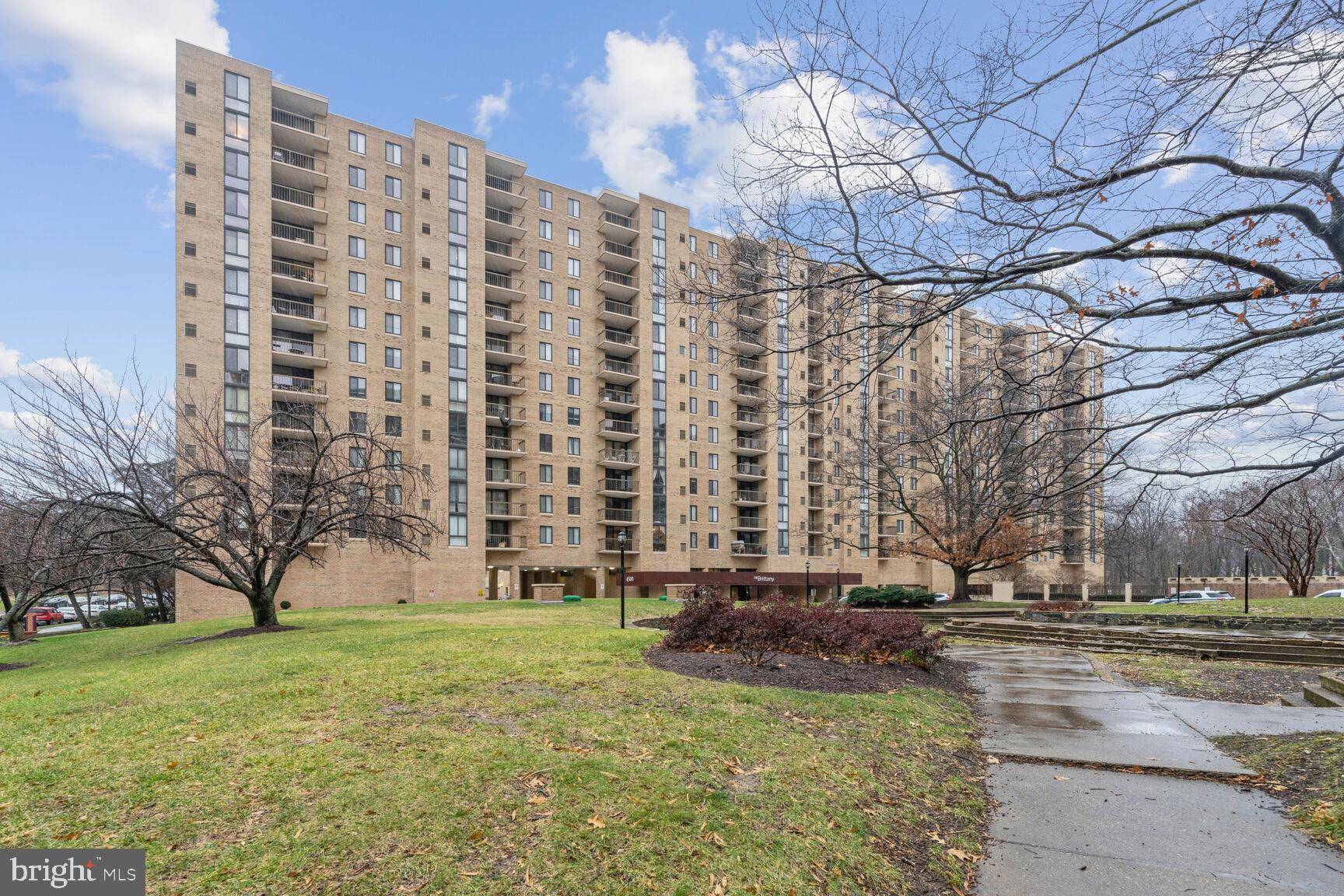 Arlington, VA 22204,4500 S FOUR MILE RUN DR #134