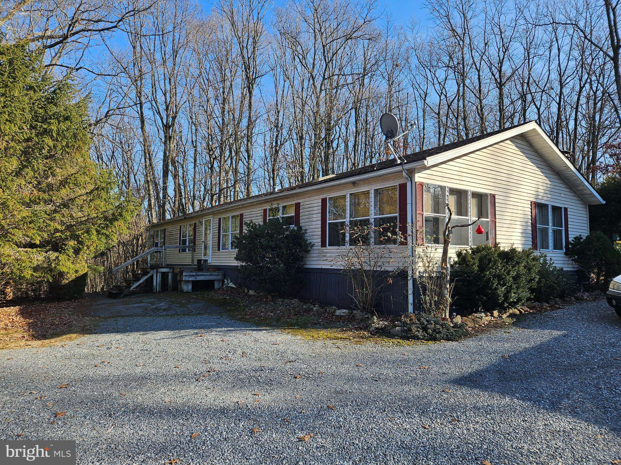 Reinholds, PA 17569,925 LAUREL RIDGE RD