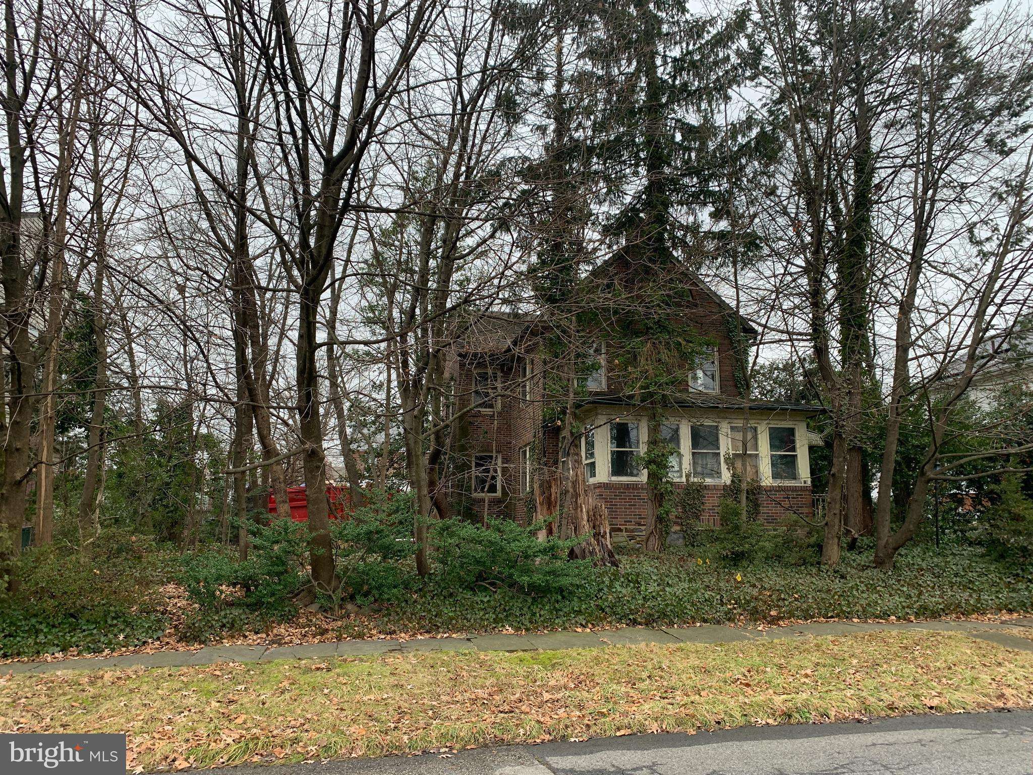 Norwood, PA 19074,28 W RIDLEY AVE