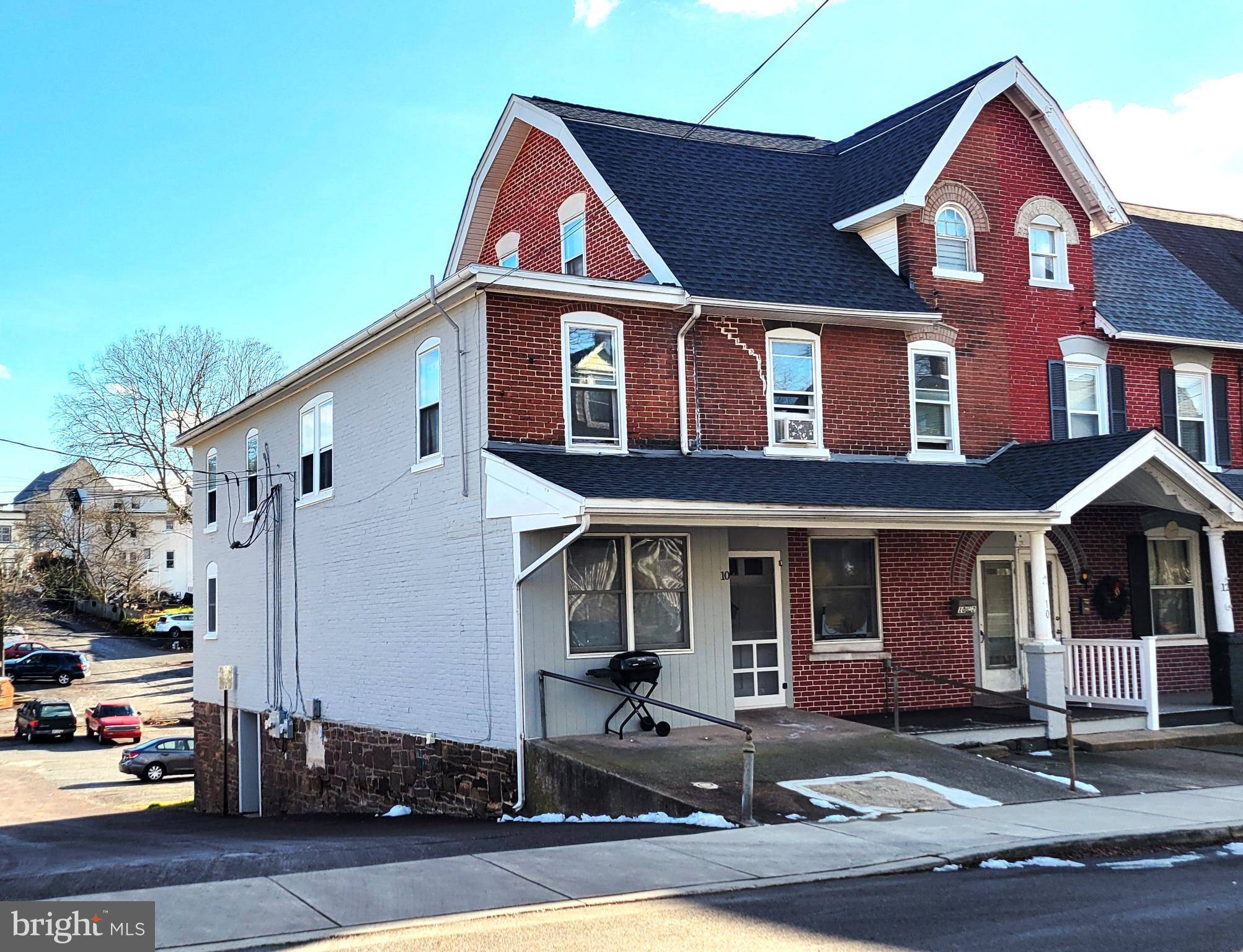 Souderton, PA 18964,10 HILLSIDE AVE