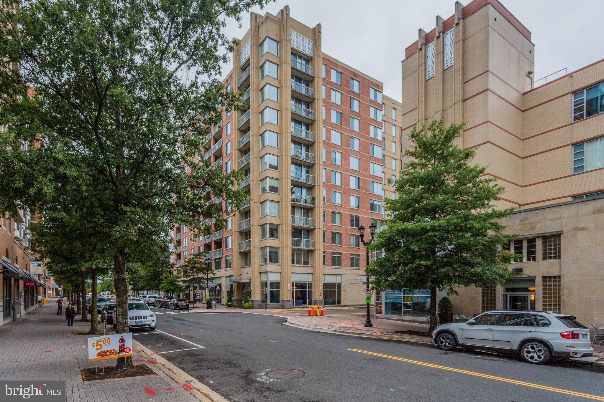 Arlington, VA 22201,1020 N HIGHLAND ST #1113