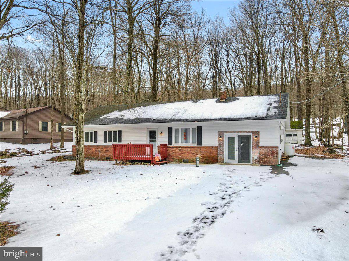 Pocono Lake, PA 18347,1509 LOCUST LN