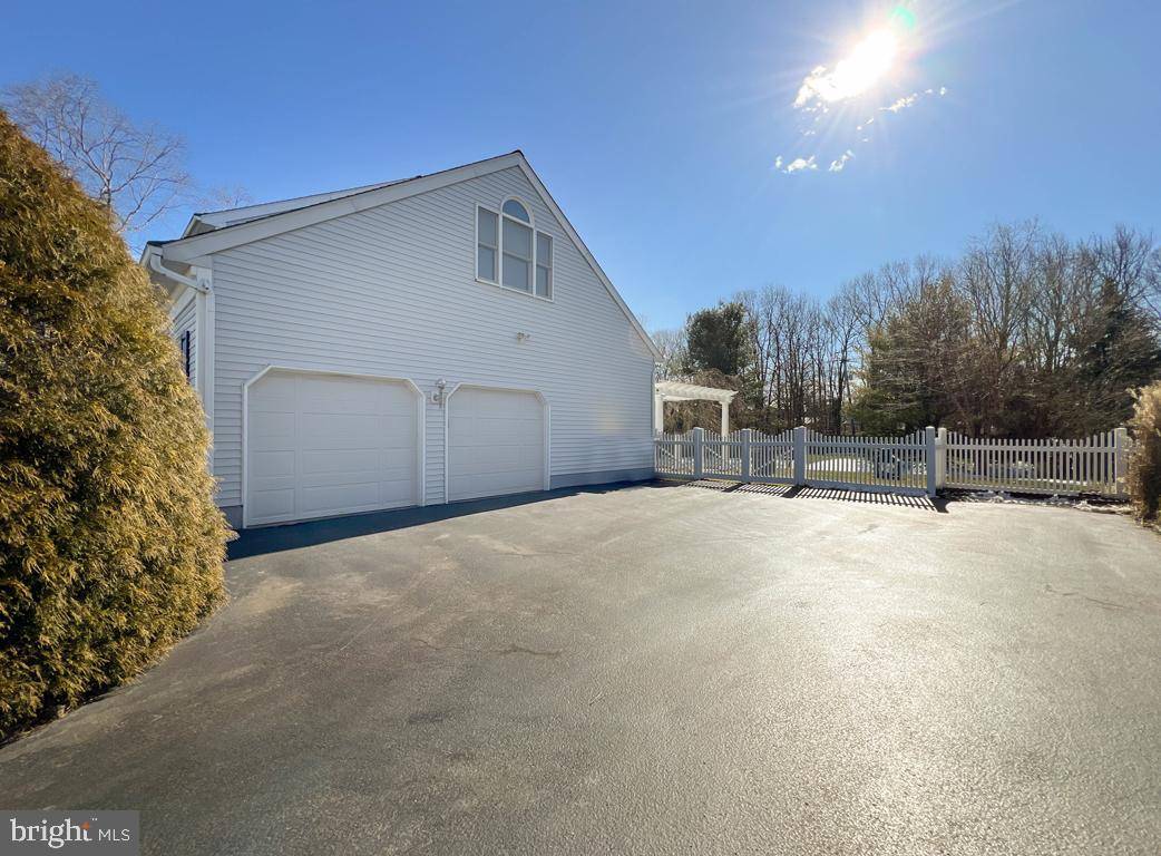 Yardley, PA 19067,198 CINNABAR LN