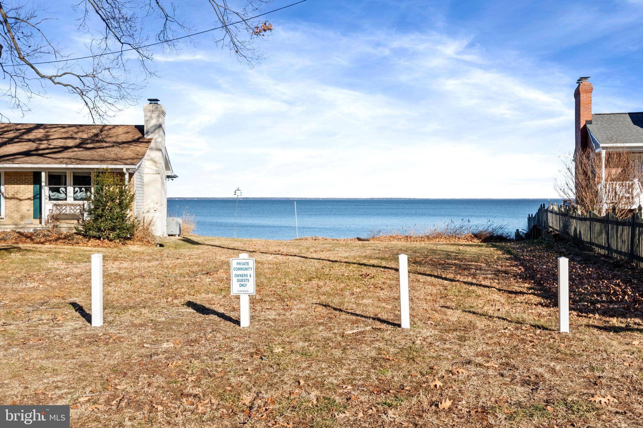 Colonial Beach, VA 22443,149 SHORE DR