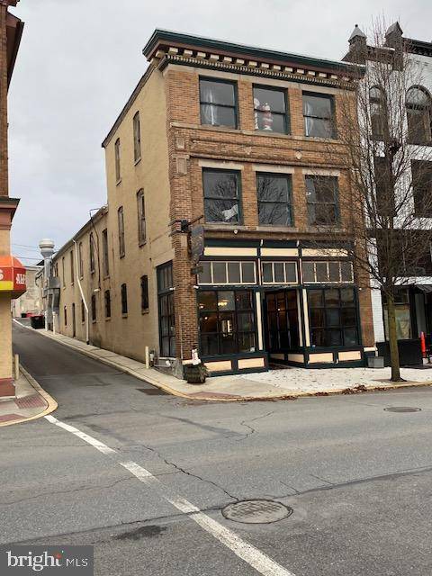 Lehighton, PA 18235,130 S 1ST ST