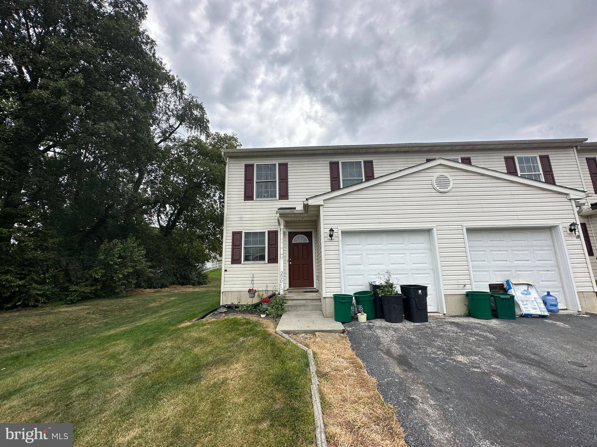 Marietta, PA 17547,220 RED CEDAR LN