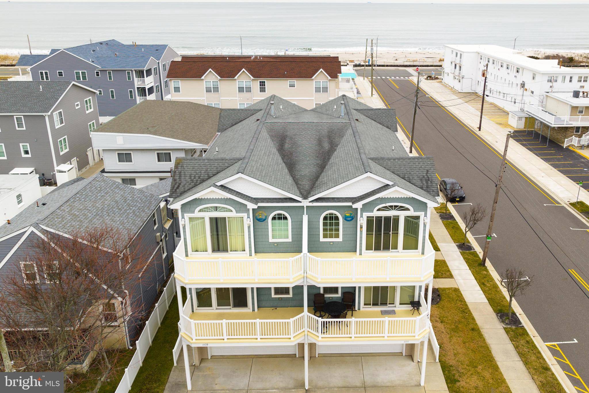 North Wildwood, NJ 08260,1109 OCEAN AVE #100