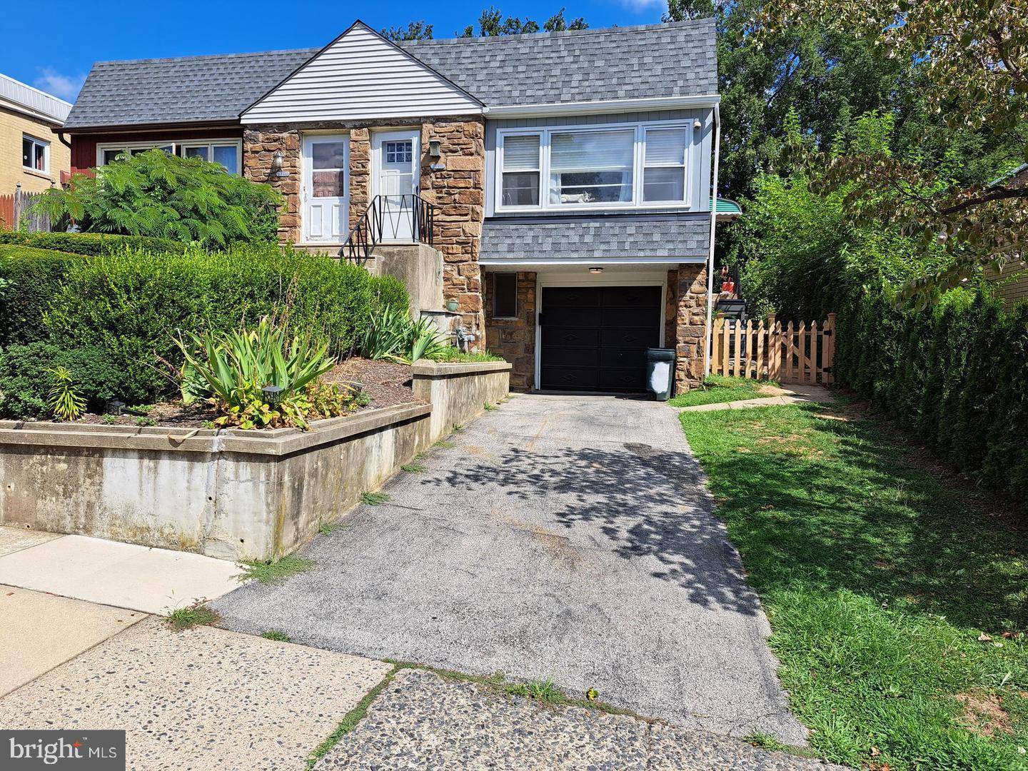 Havertown, PA 19083,117 JUNIPER RD