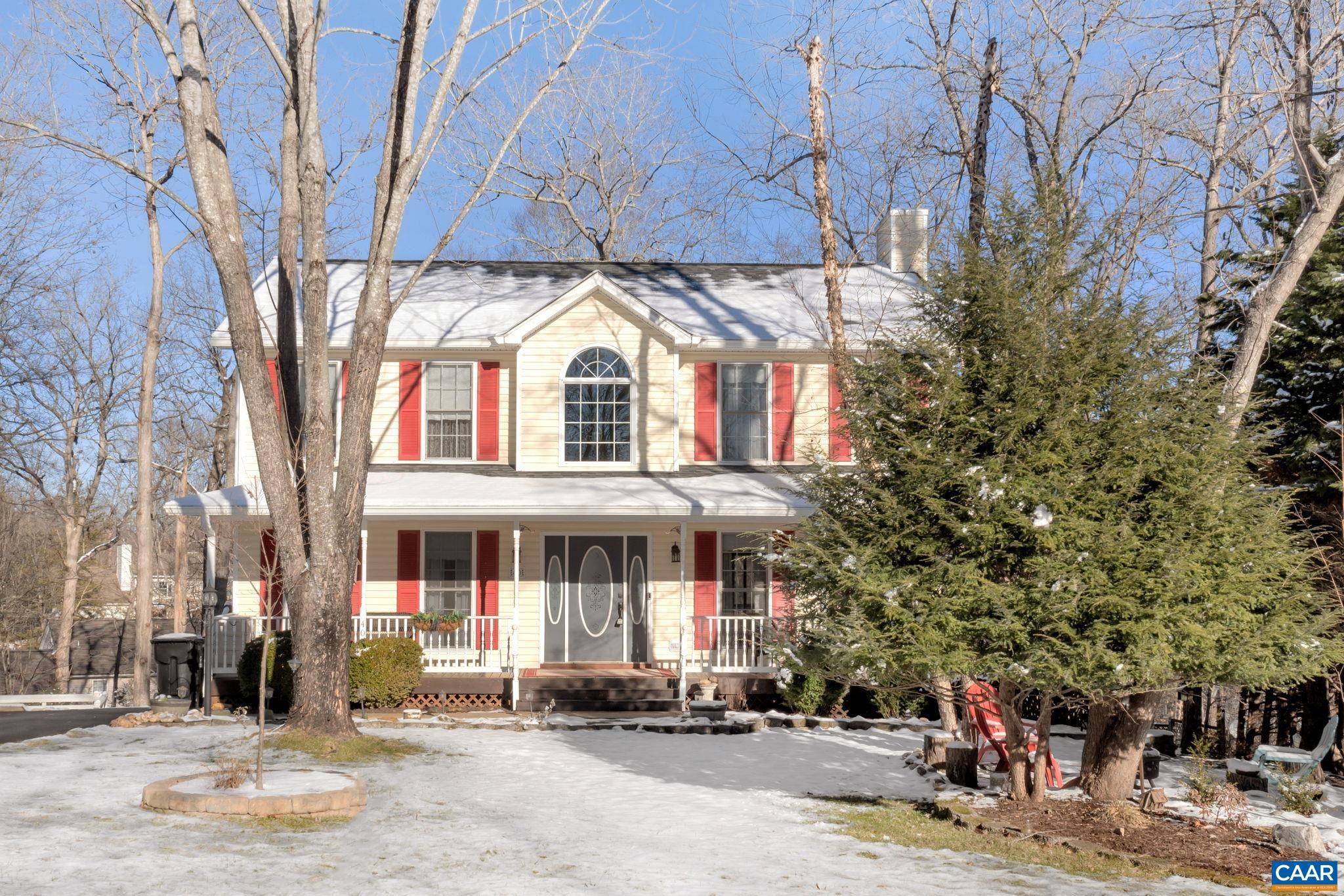 Palmyra, VA 22963,40 WOODLAWN DR