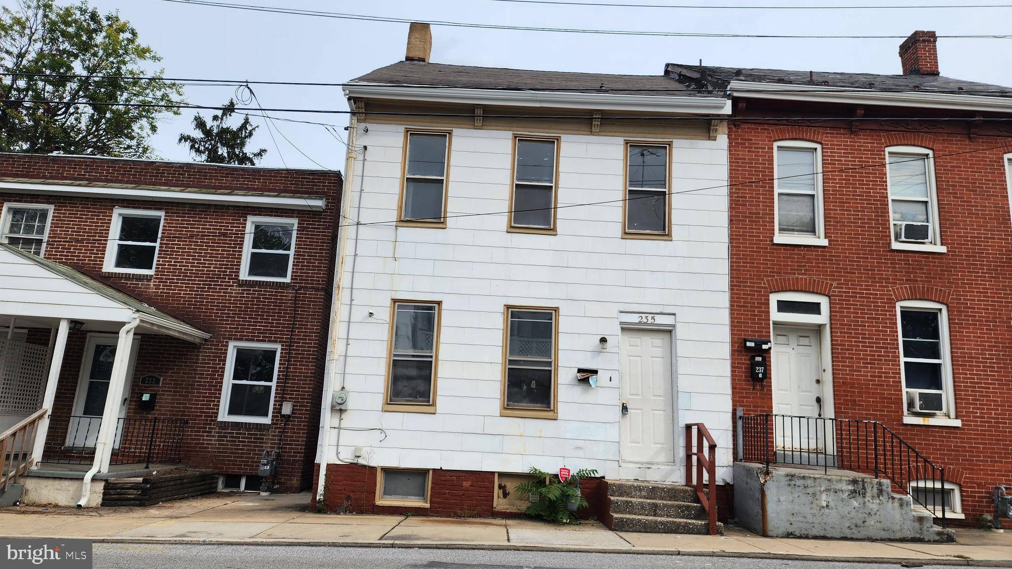 York, PA 17403,235 PATTISON ST