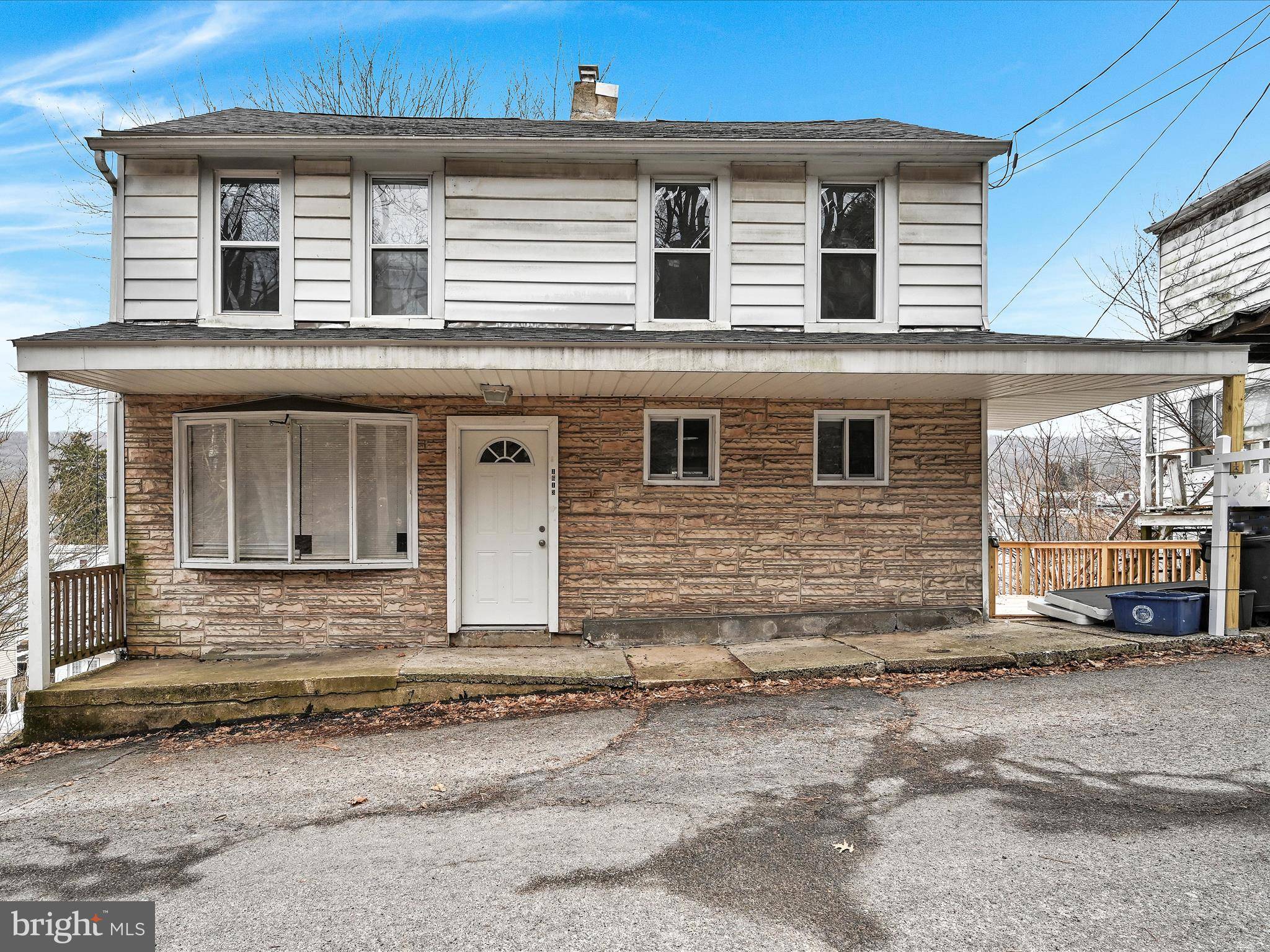 Pottsville, PA 17901,1613 CHERRY ST