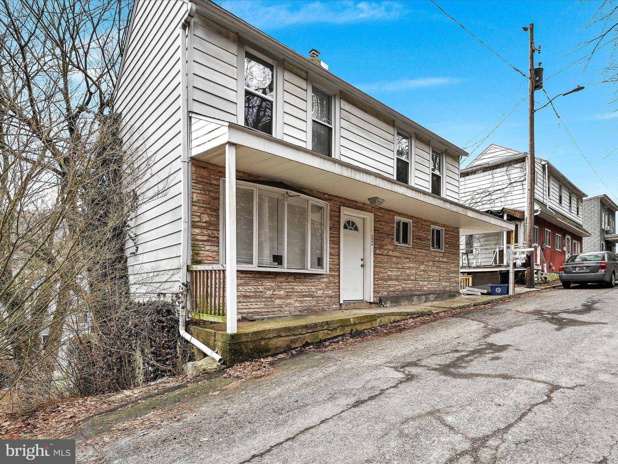 Pottsville, PA 17901,1613 CHERRY ST