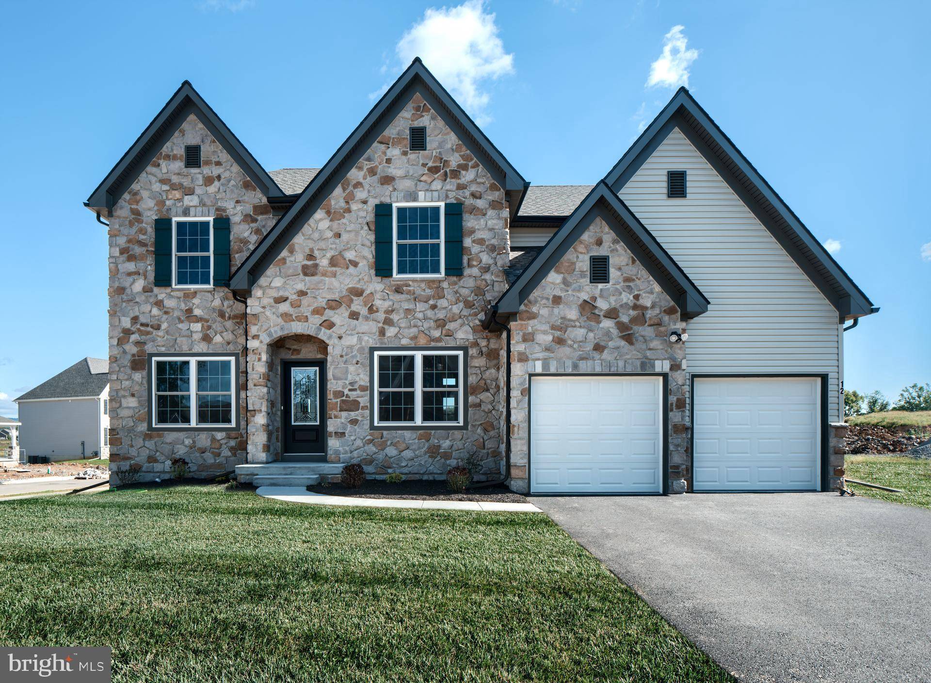 West Chester, PA 19382,700 SHAGBARK DR #MAGNOLIA