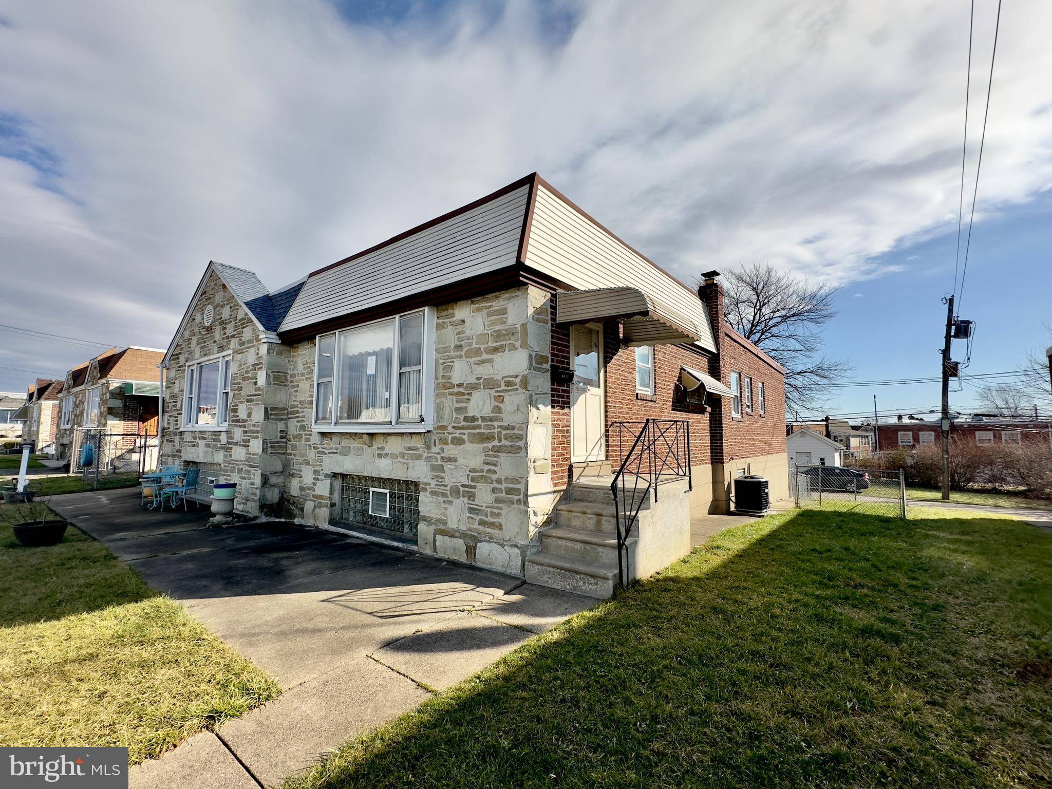 Philadelphia, PA 19152,8839 FAIRFIELD ST