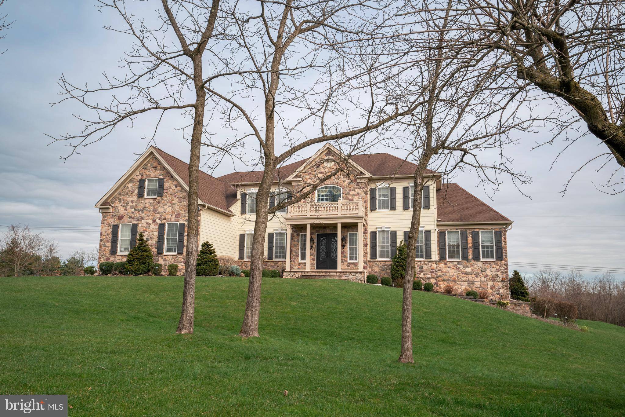 Chalfont, PA 18914,1036 AZLEN LN