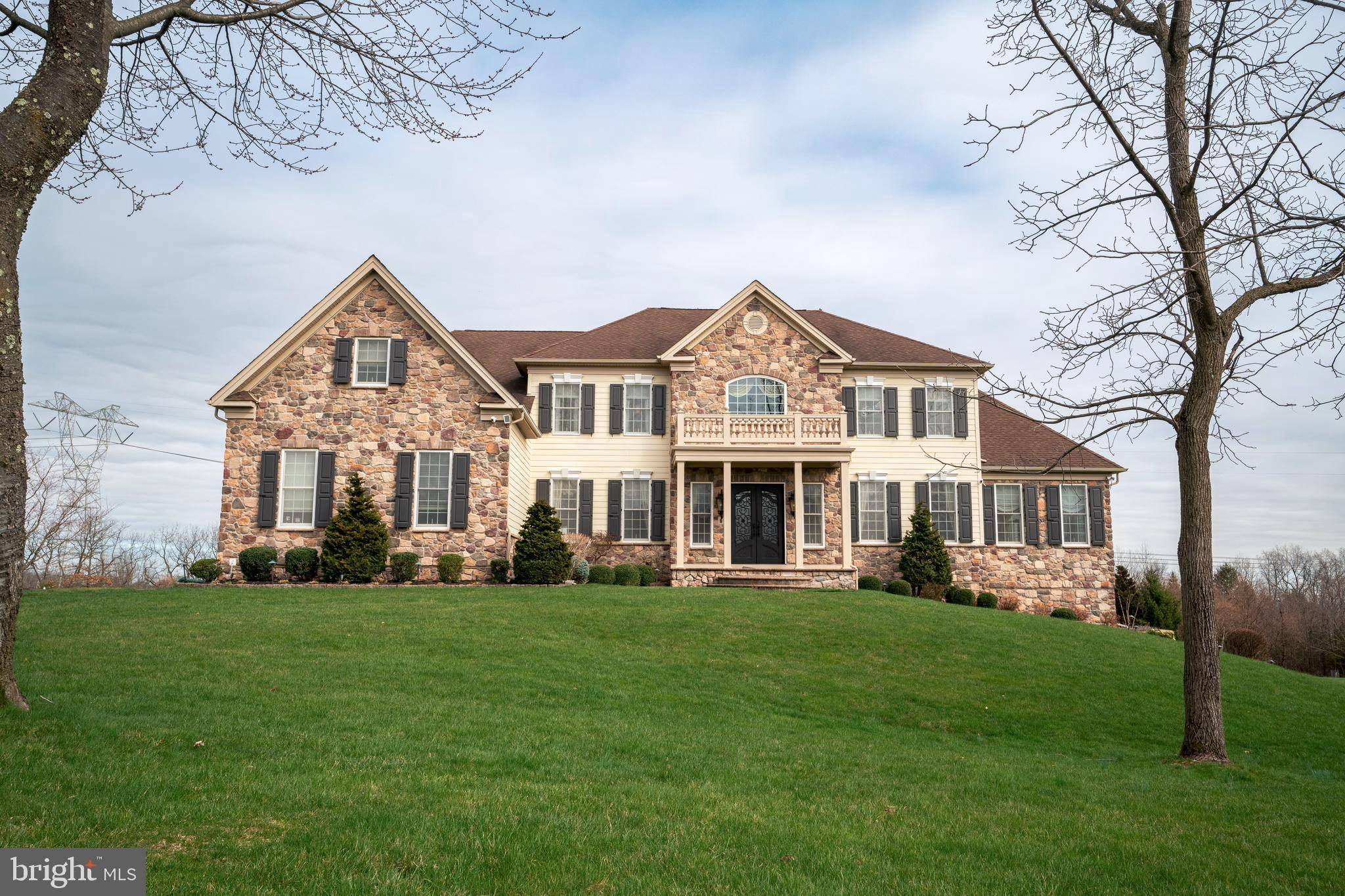 Chalfont, PA 18914,1036 AZLEN LN