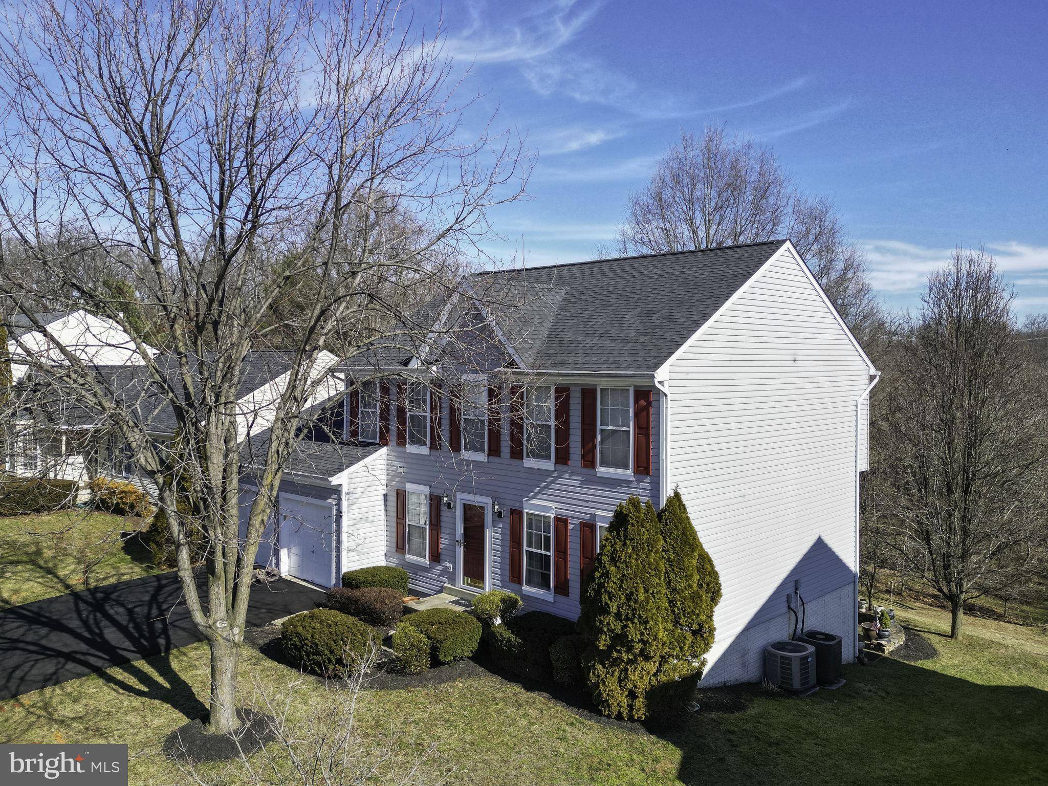 Round Hill, VA 20141,17366 ARROWOOD PL