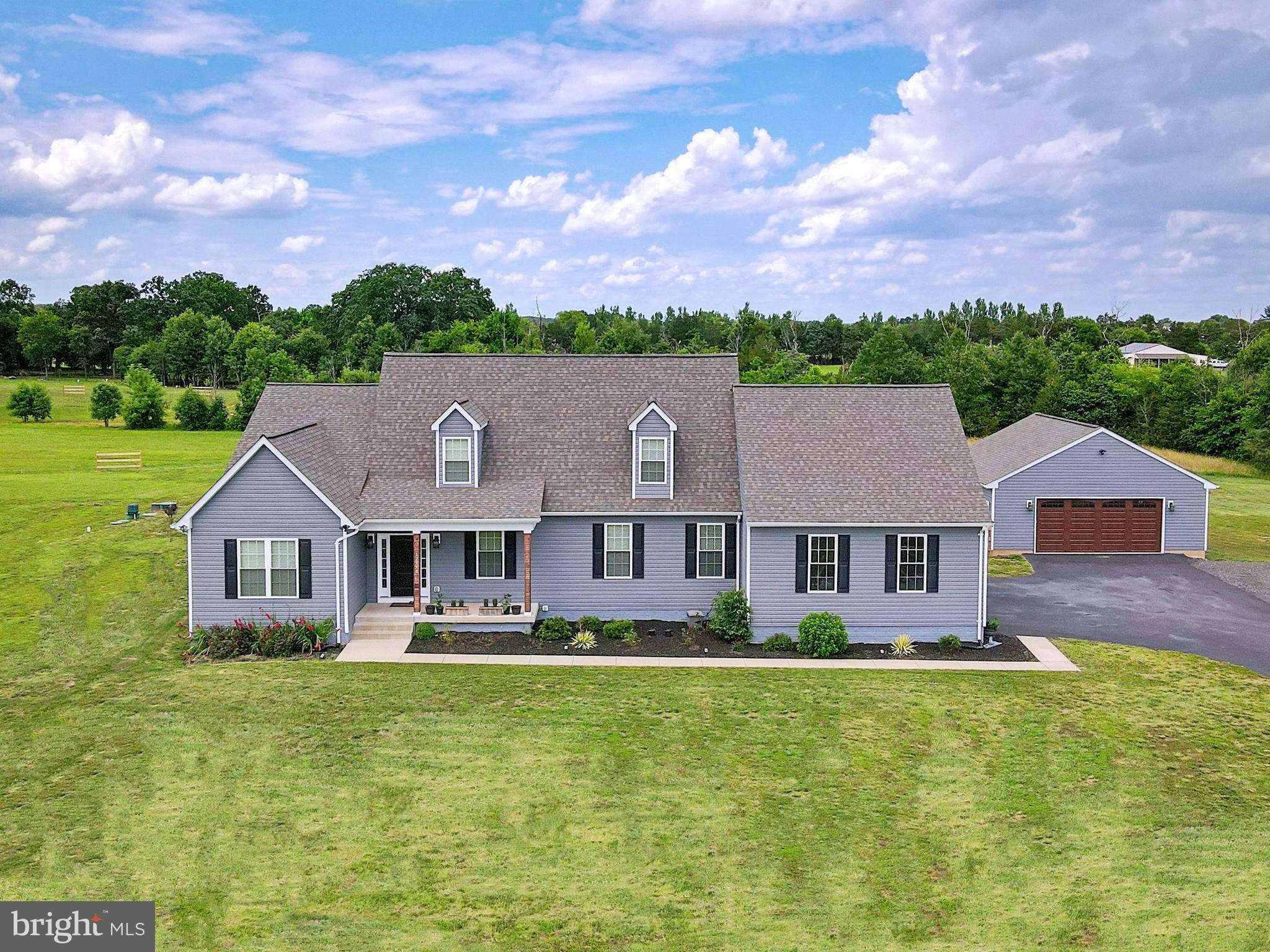 Nokesville, VA 20181,12950 LEMASTER DR