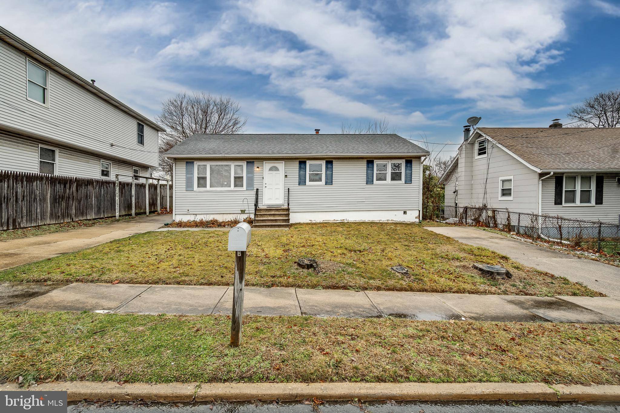 Trenton, NJ 08610,162 EMELINE AVE