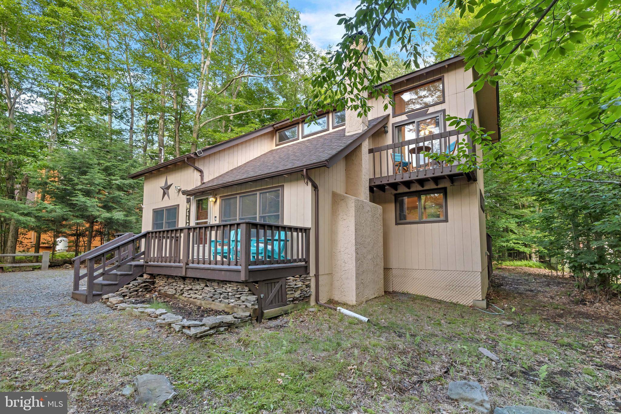 Pocono Lake, PA 18347,150 WYALUSING DR