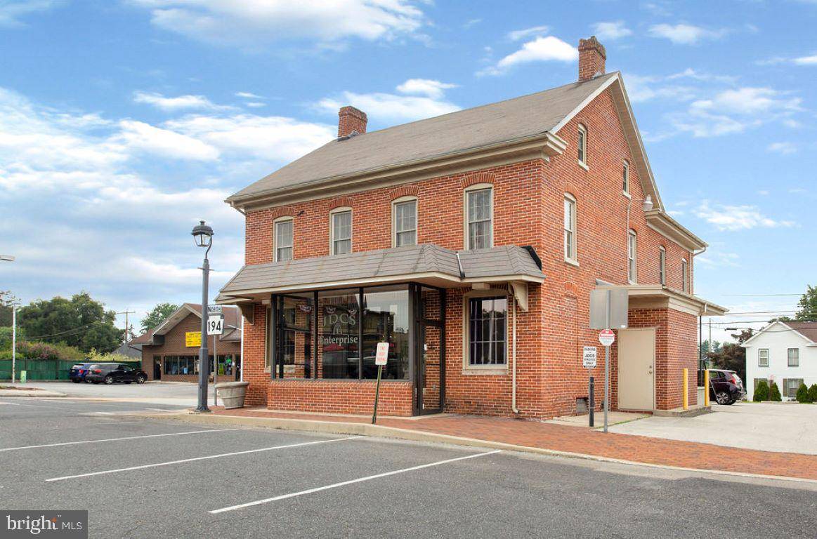 Abbottstown, PA 17301,80 CENTER SQ