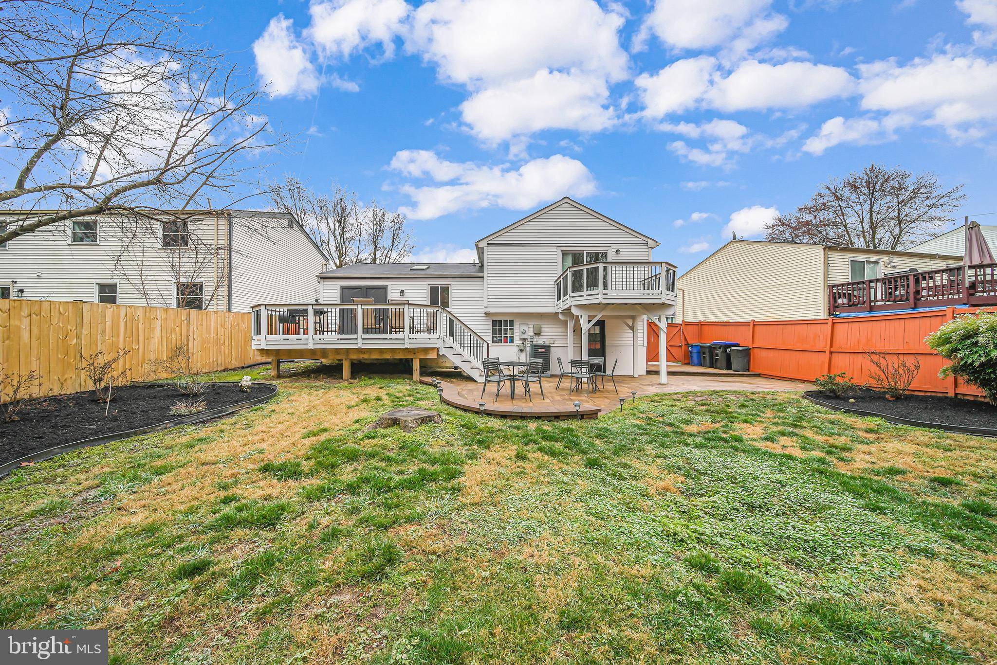 Springfield, VA 22153,8496 RIPPLED CREEK CT