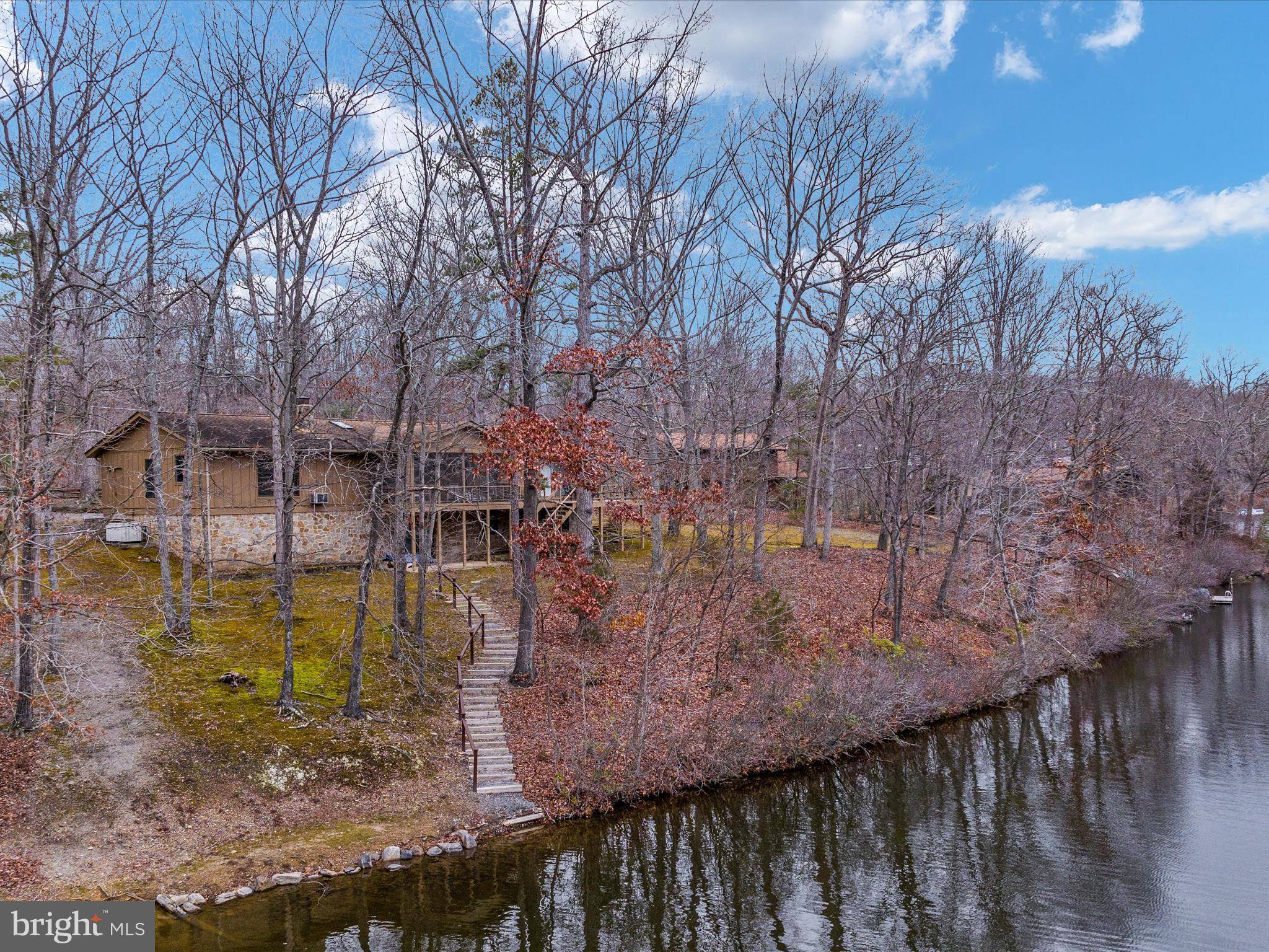 Harpers Ferry, WV 25425,102 TWIN COVE CT