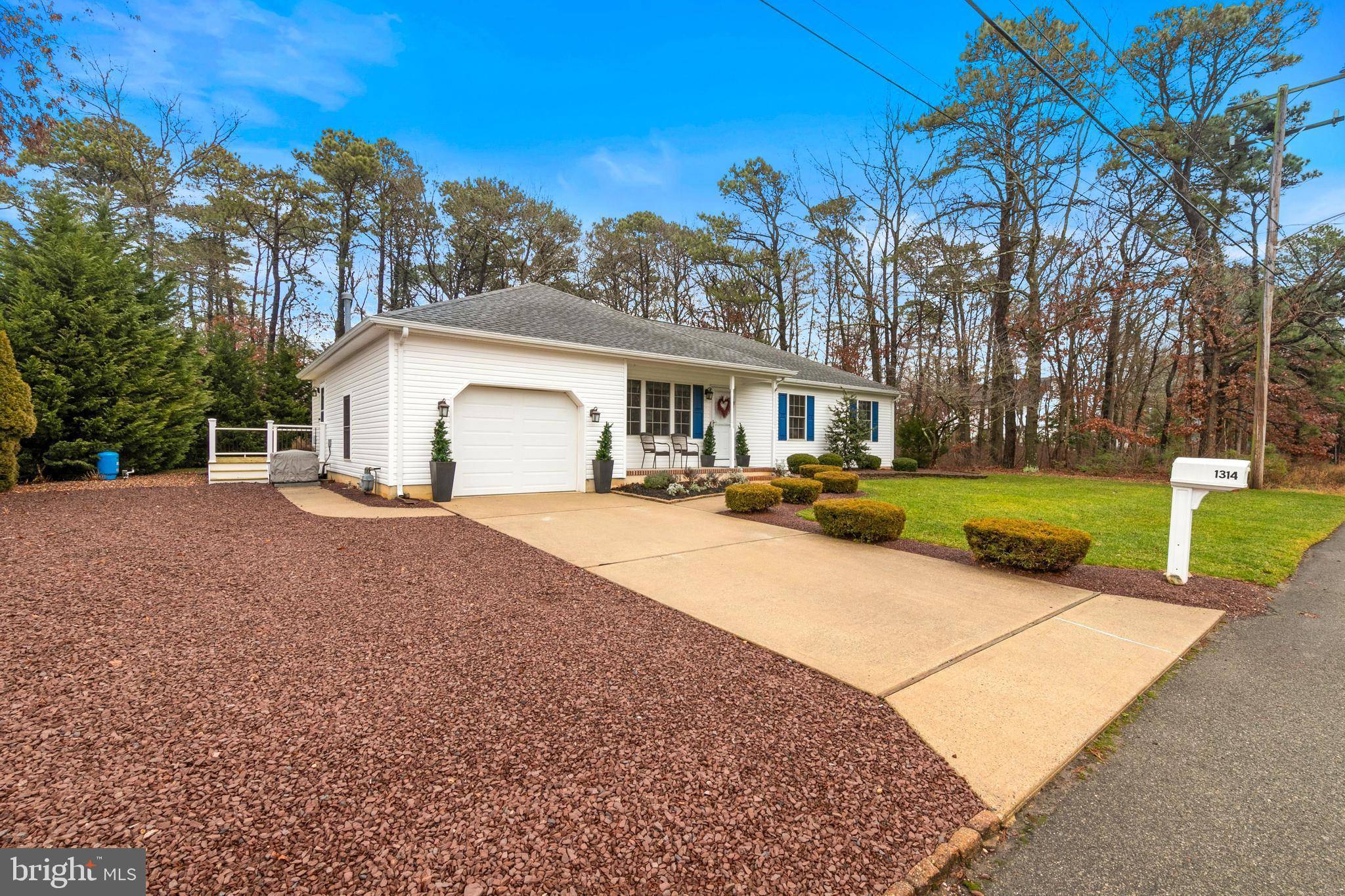 Forked River, NJ 08731,1314 CLEARVIEW ST