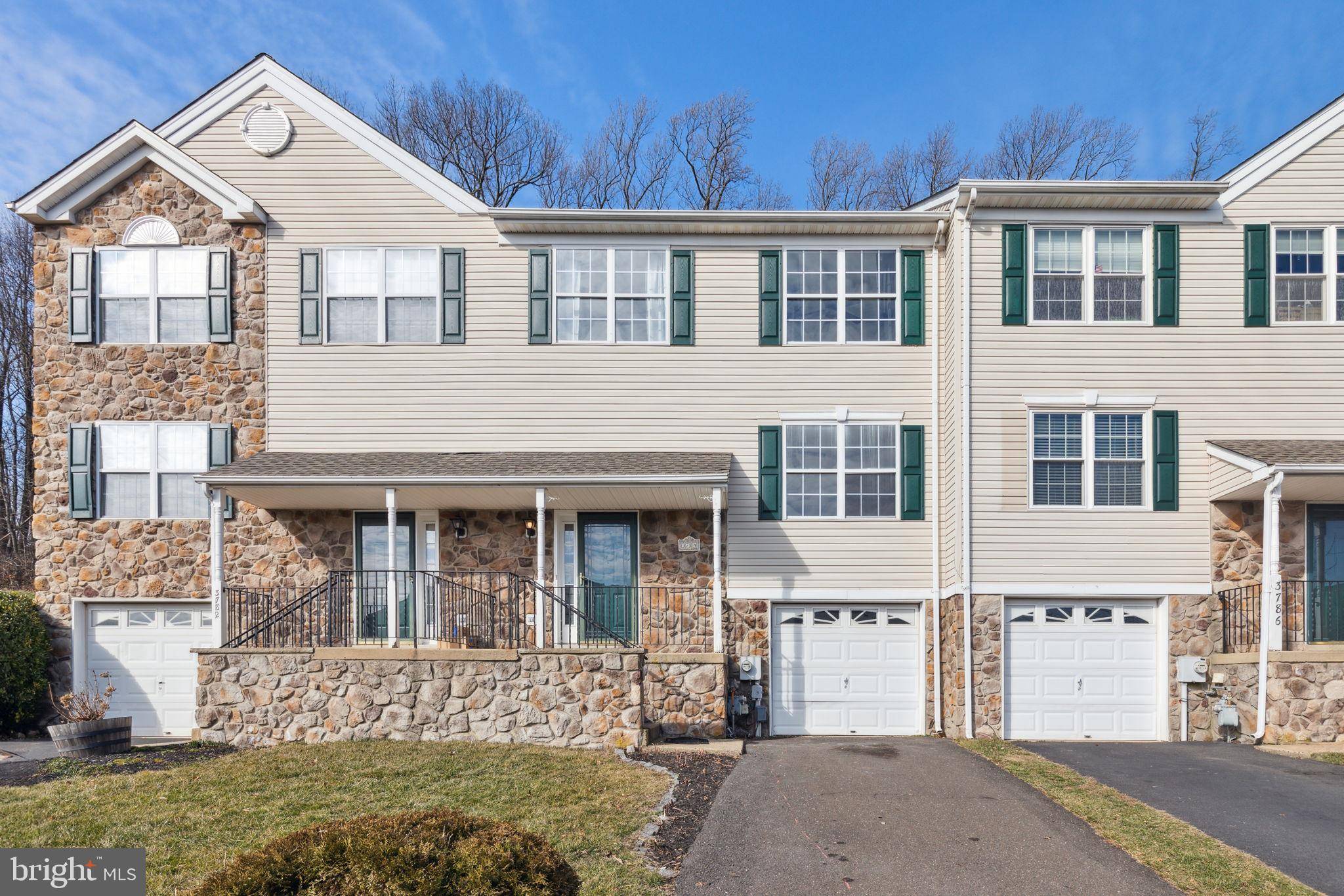 Doylestown, PA 18902,3784 SWETLAND DR