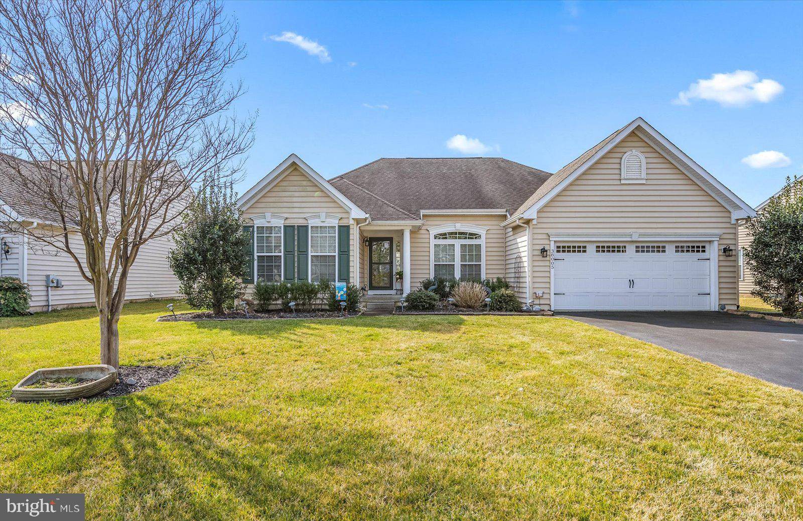 Selbyville, DE 19975,38005 BAYVIEW CIR W