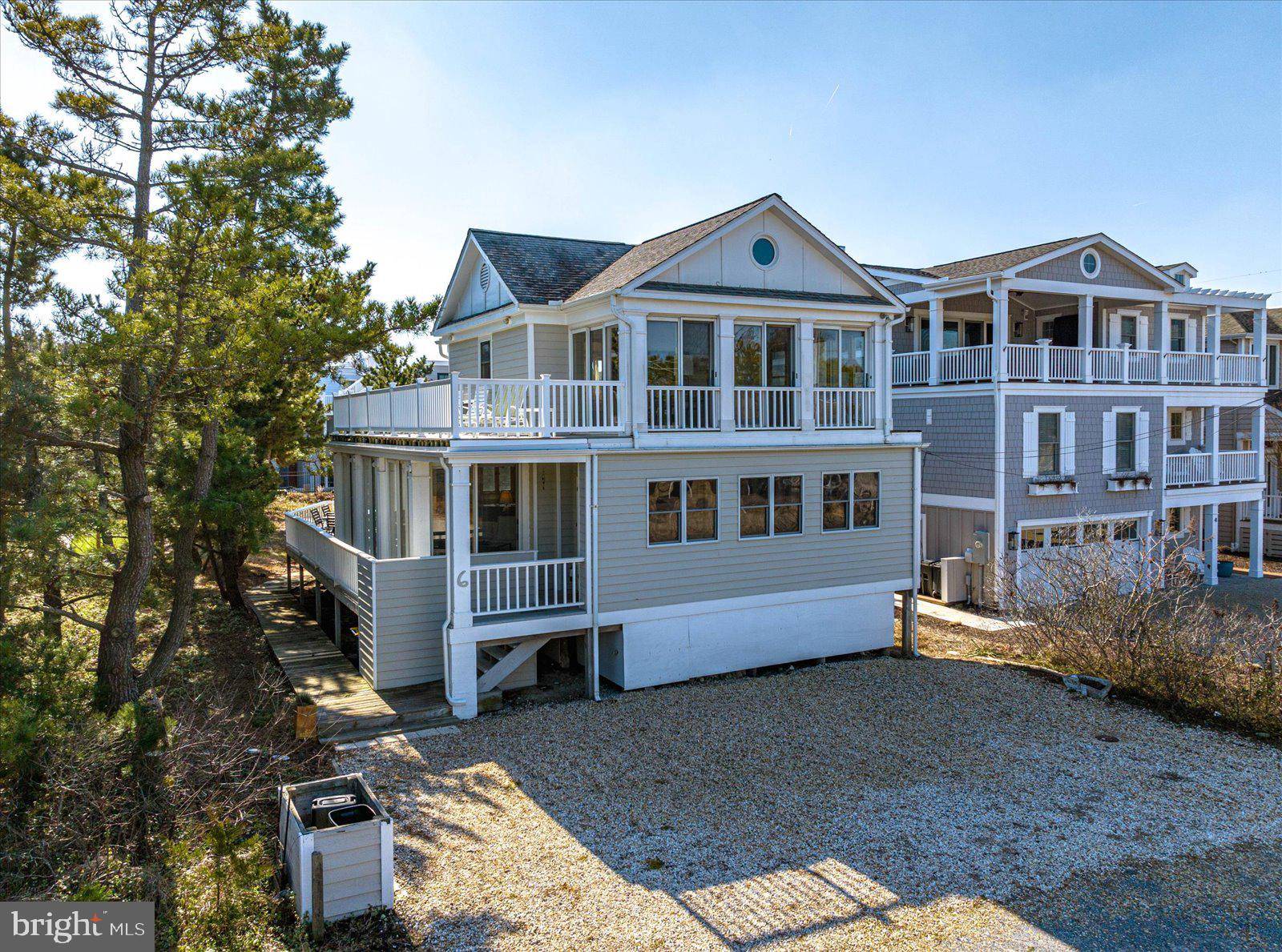 Fenwick Island, DE 19944,6 E HOUSTON ST