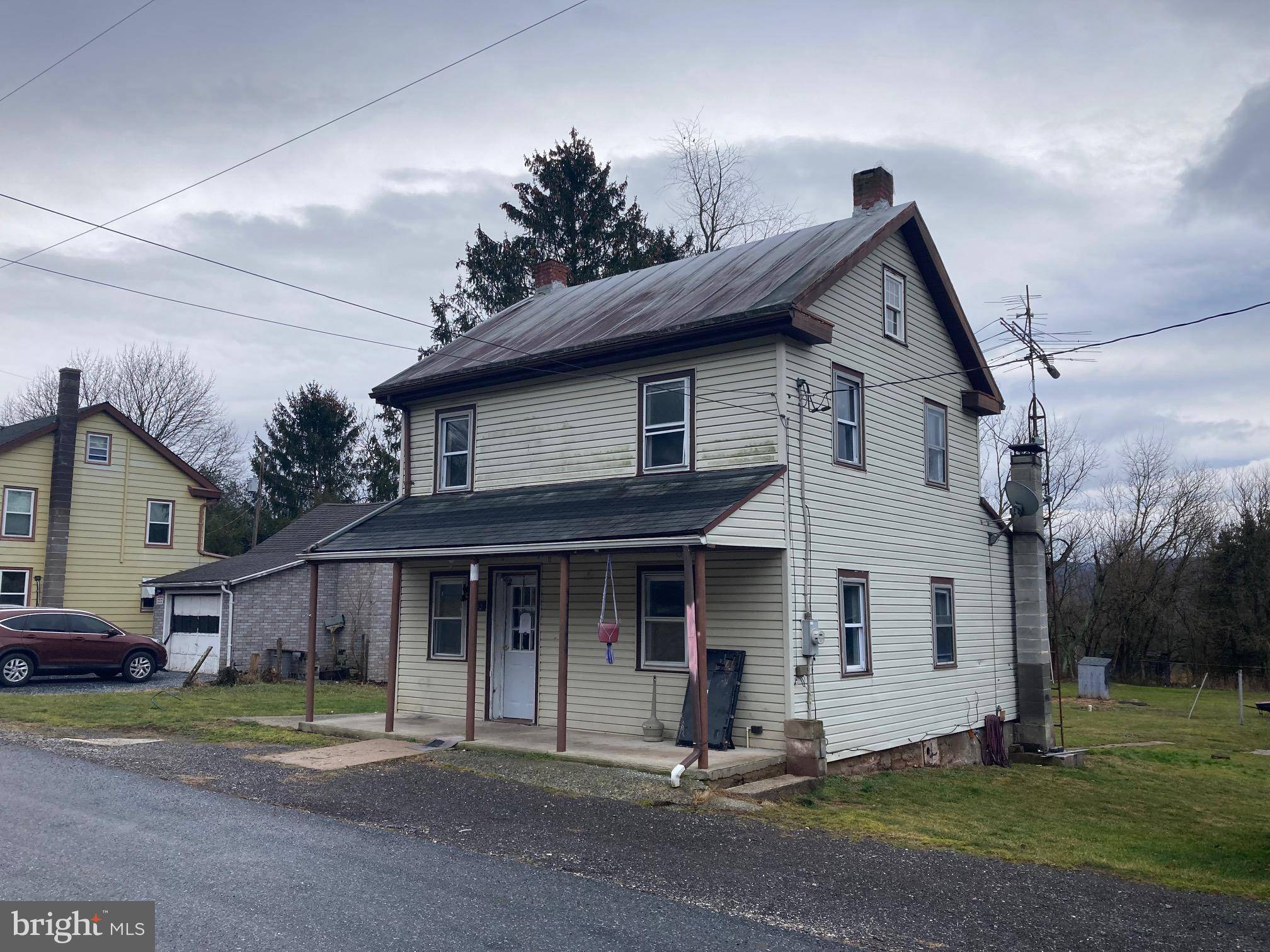 Pine Grove, PA 17963,442 OLD FORGE RD