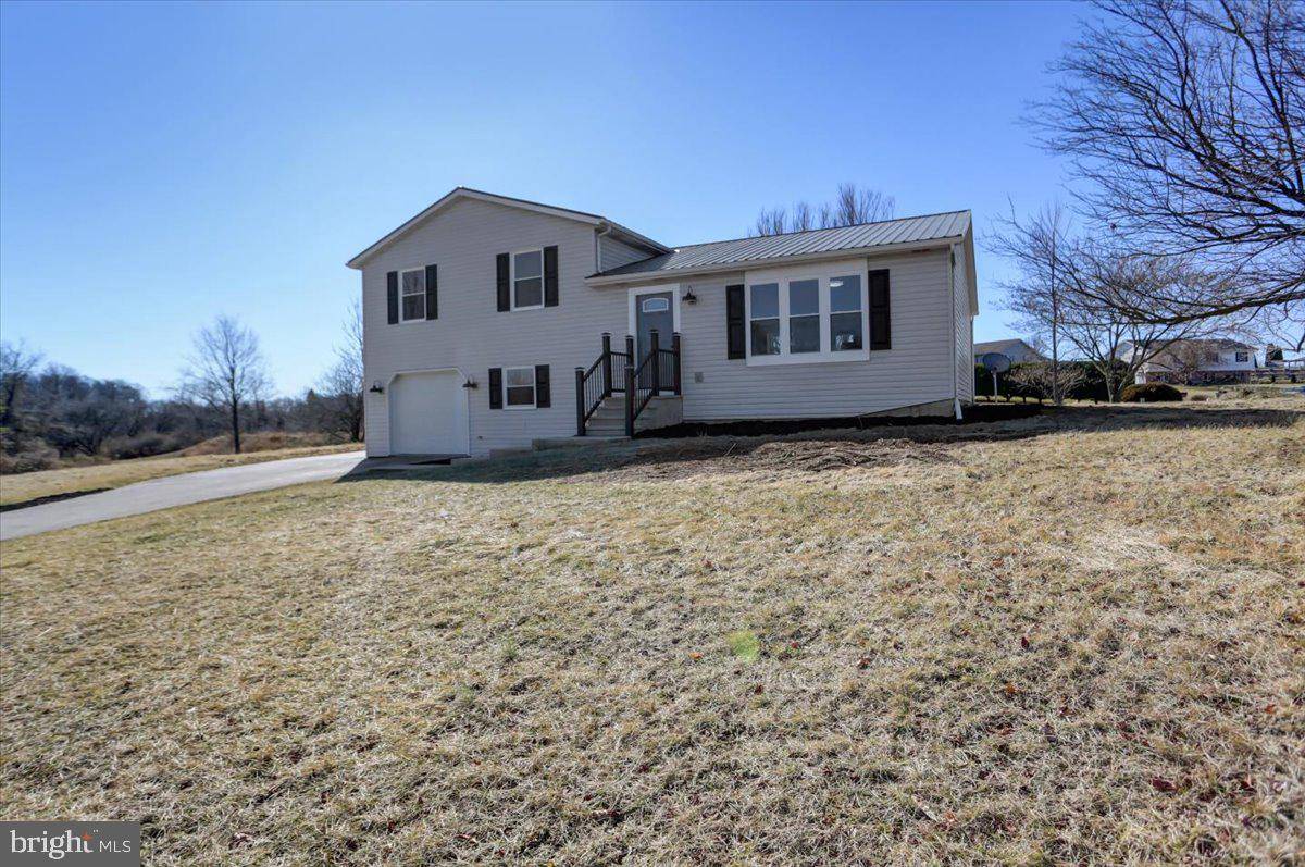 Chambersburg, PA 17201,1188 CANDICE LANE