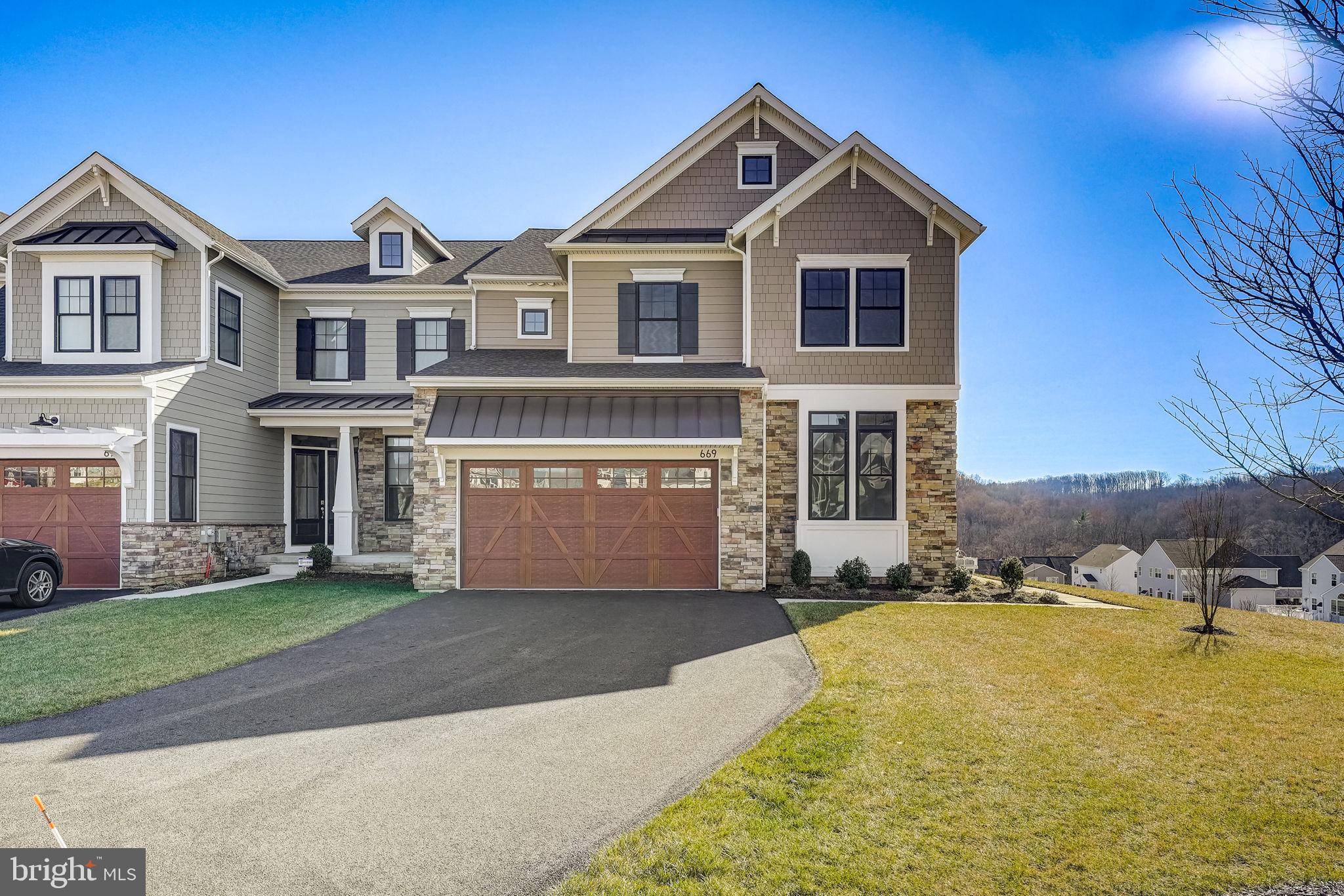 Newtown Square, PA 19073,669 MARIANI CT