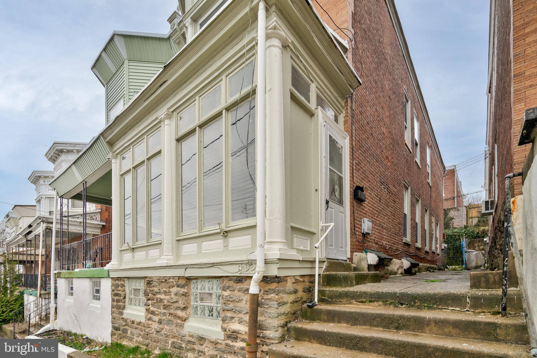 Philadelphia, PA 19144,6122 LENSEN ST