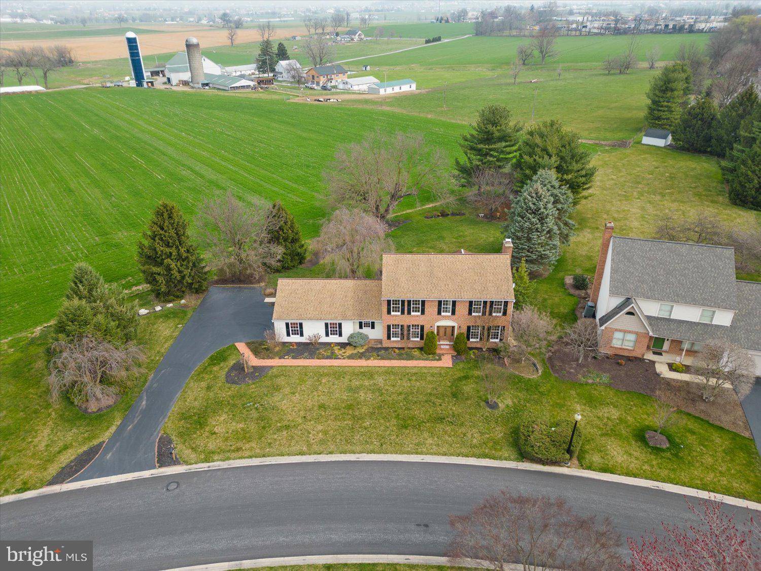 Leola, PA 17540,87 JAMES ST