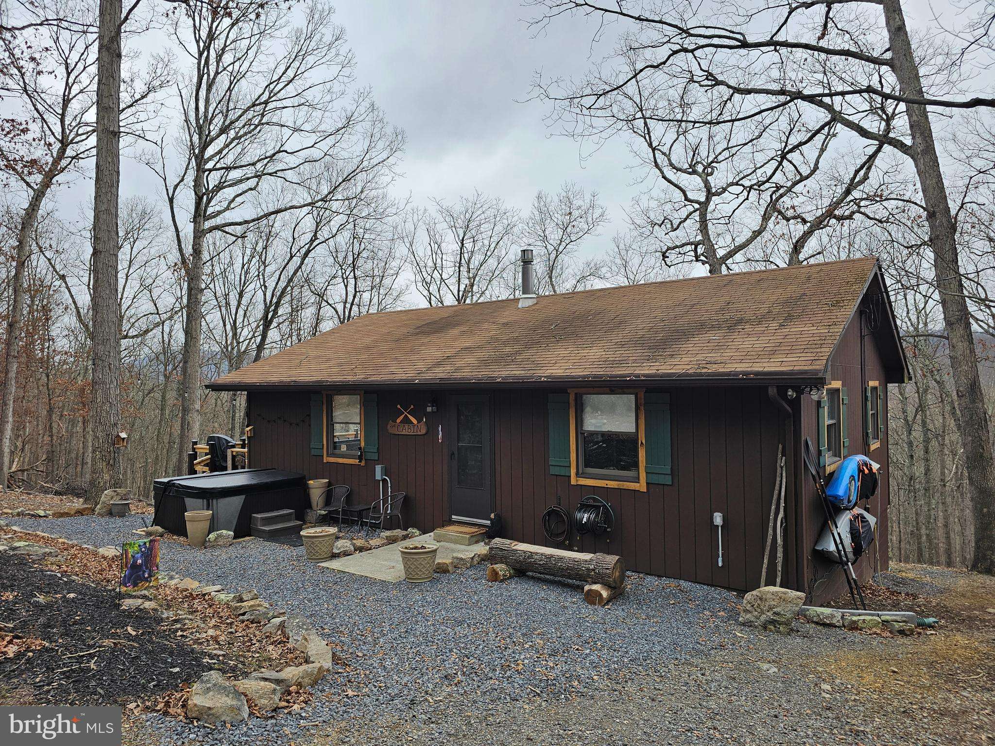 Great Cacapon, WV 25422,316 SENECA RIDGE RD