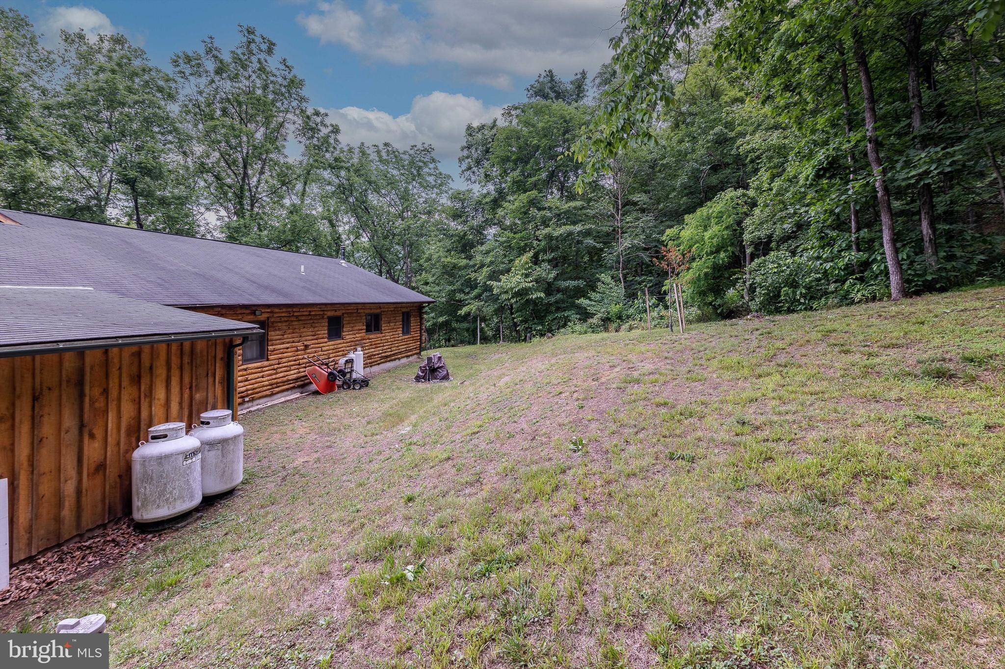 Paw Paw, WV 25434,2500 GINEVAN RD