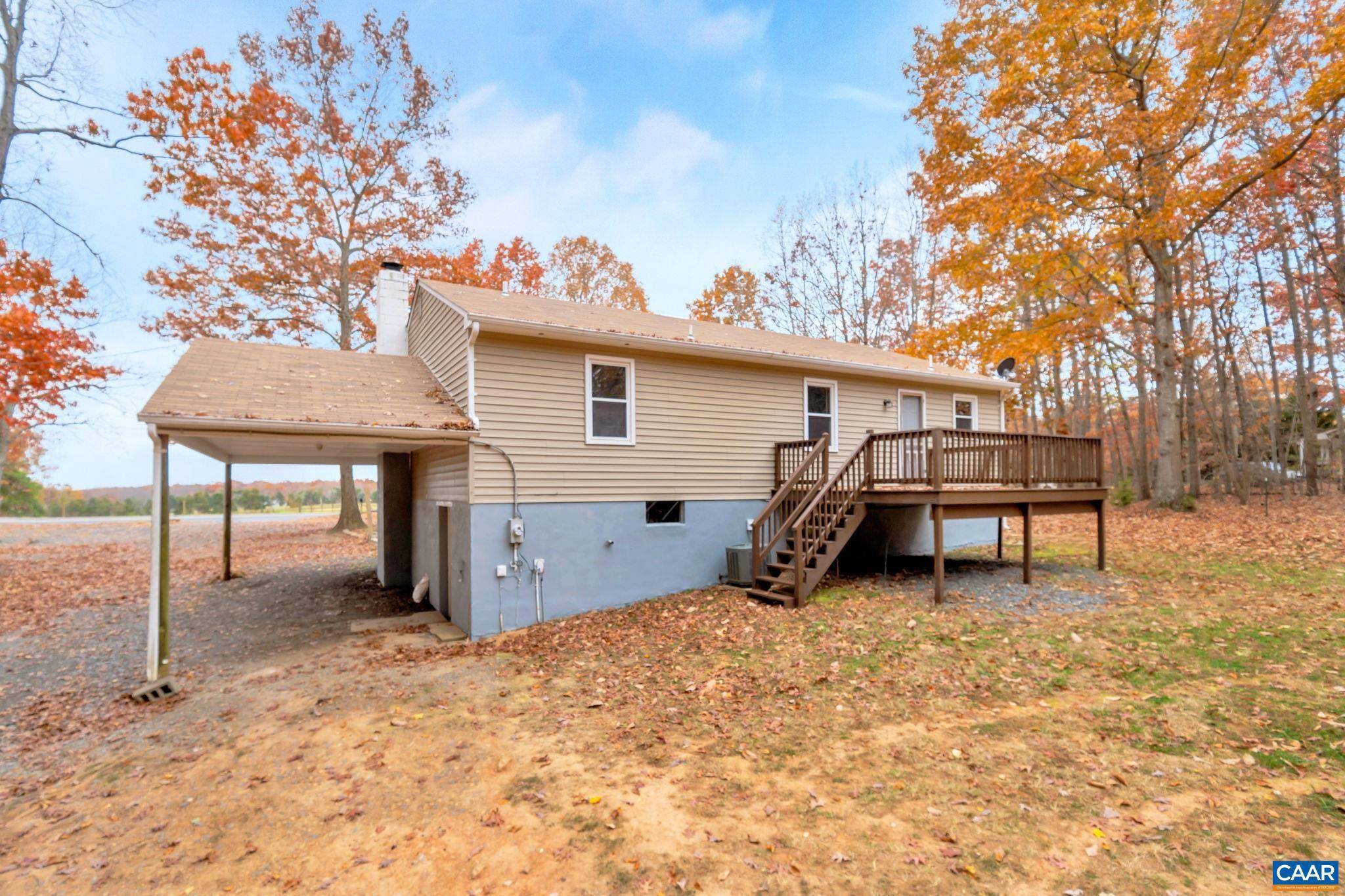 Scottsville, VA 24590,417 RURITAN LAKE RD