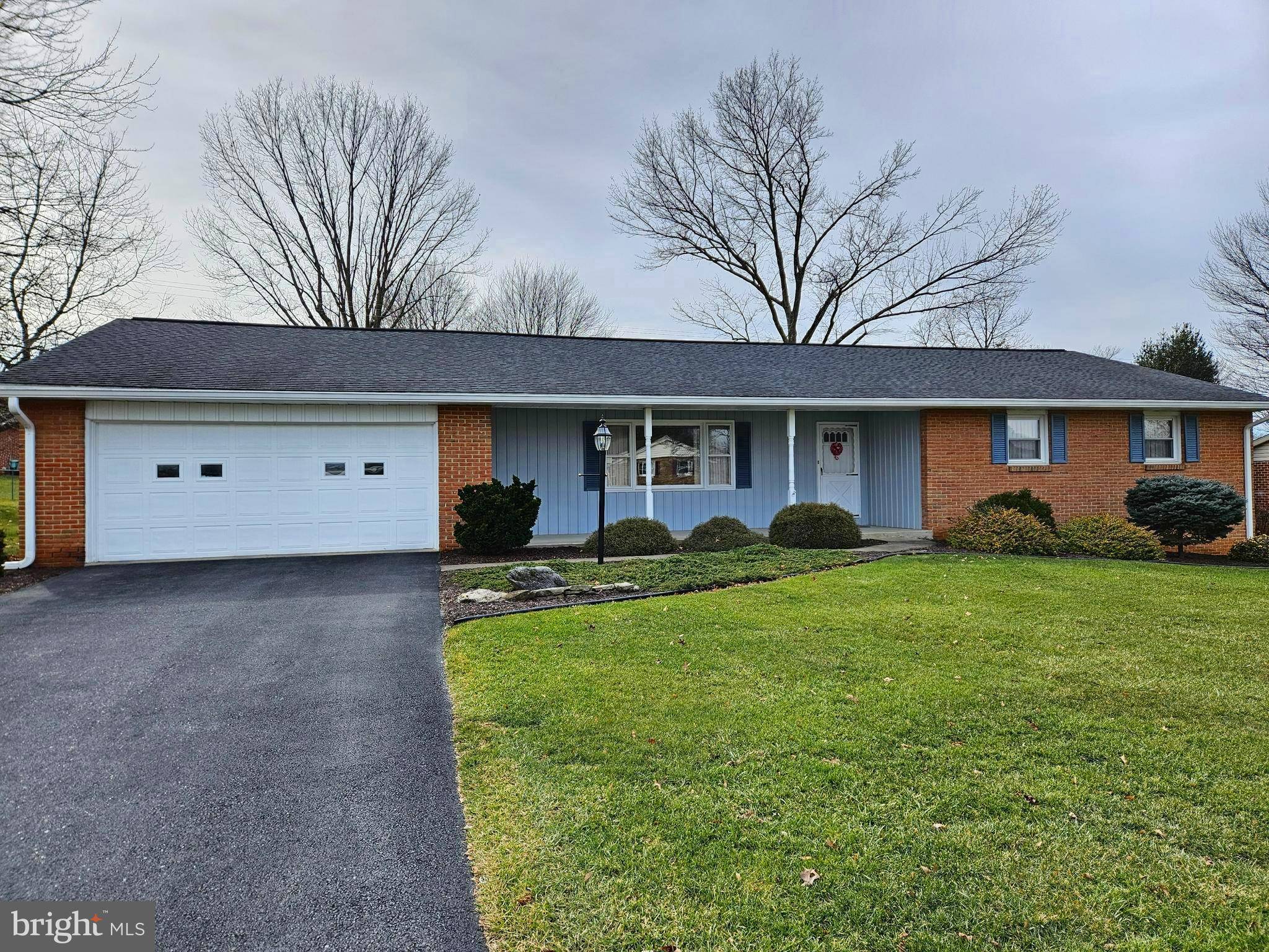 Chambersburg, PA 17202,210 SHERWOOD DR