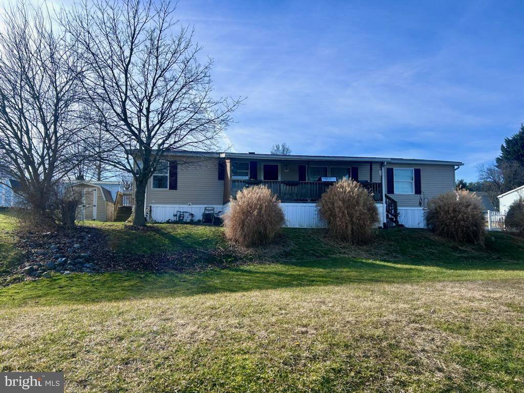 Lancaster, PA 17603,101 CLEARFIELD CT E