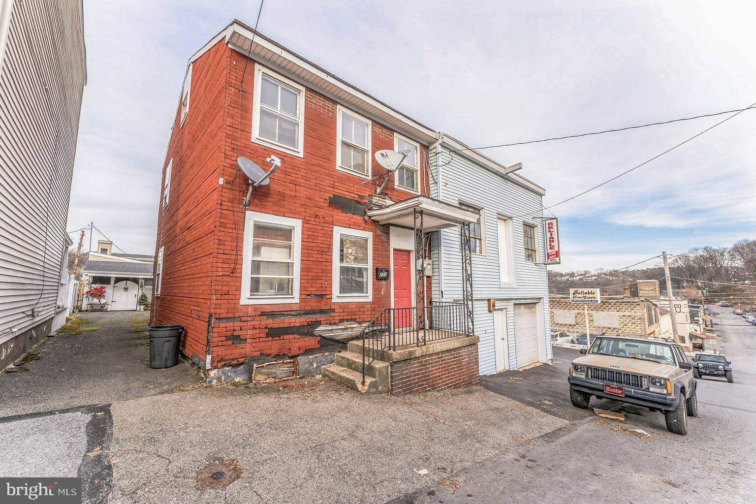 Minersville, PA 17954,222 S SOUTH ST