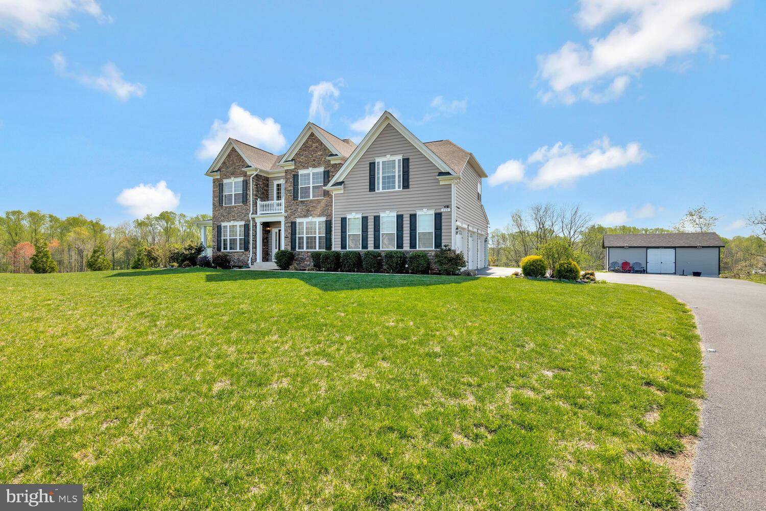 Huntingtown, MD 20639,935 PEPPERTREE LN