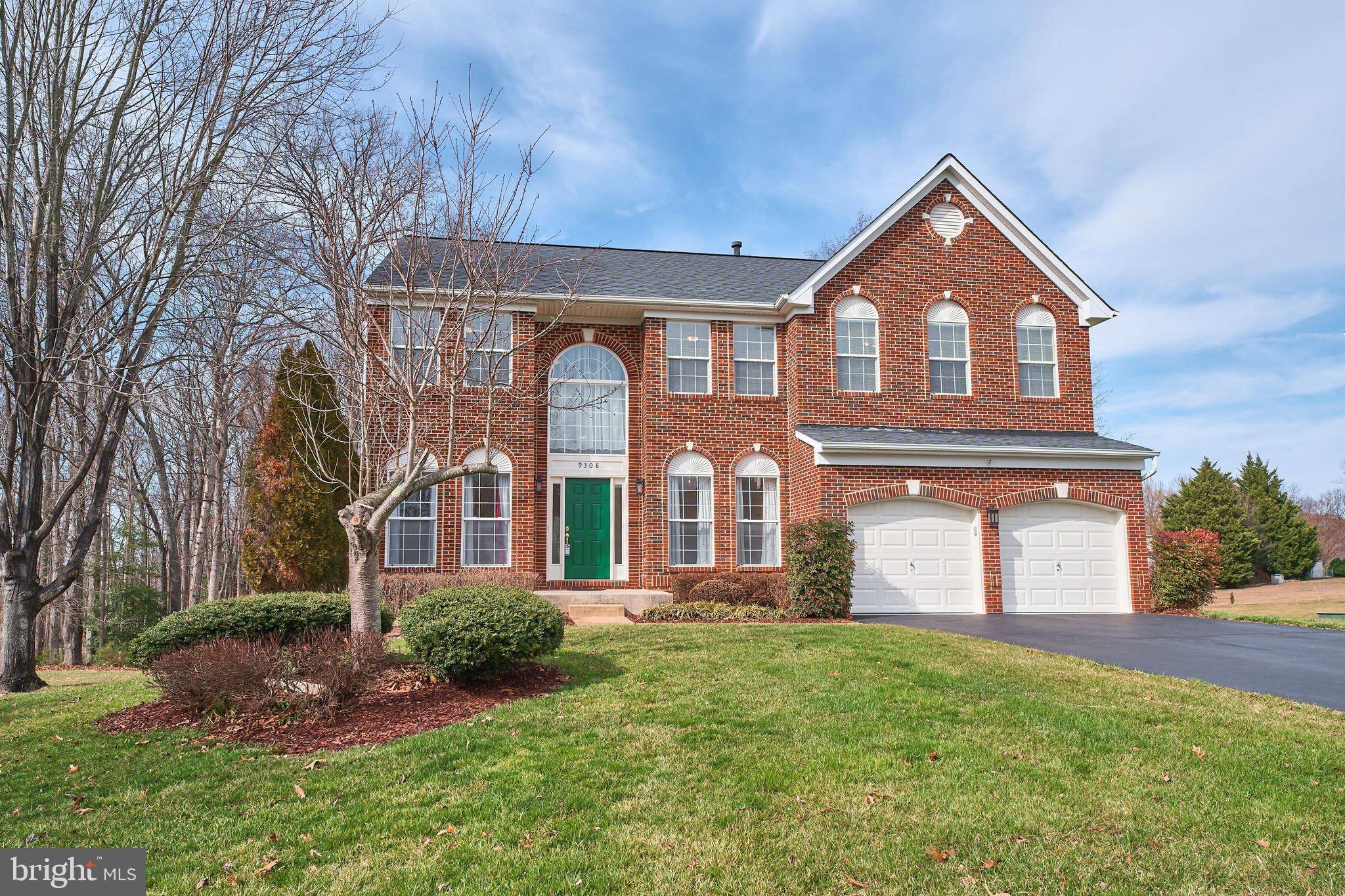 Manassas Park, VA 20111,9308 GARY CT