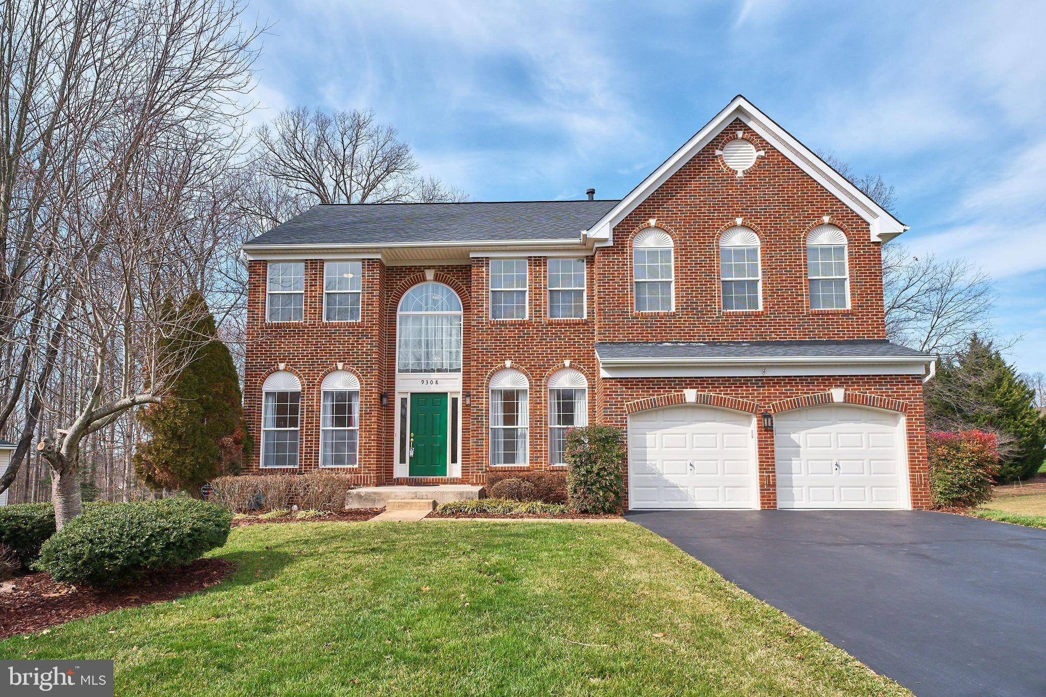 Manassas Park, VA 20111,9308 GARY CT